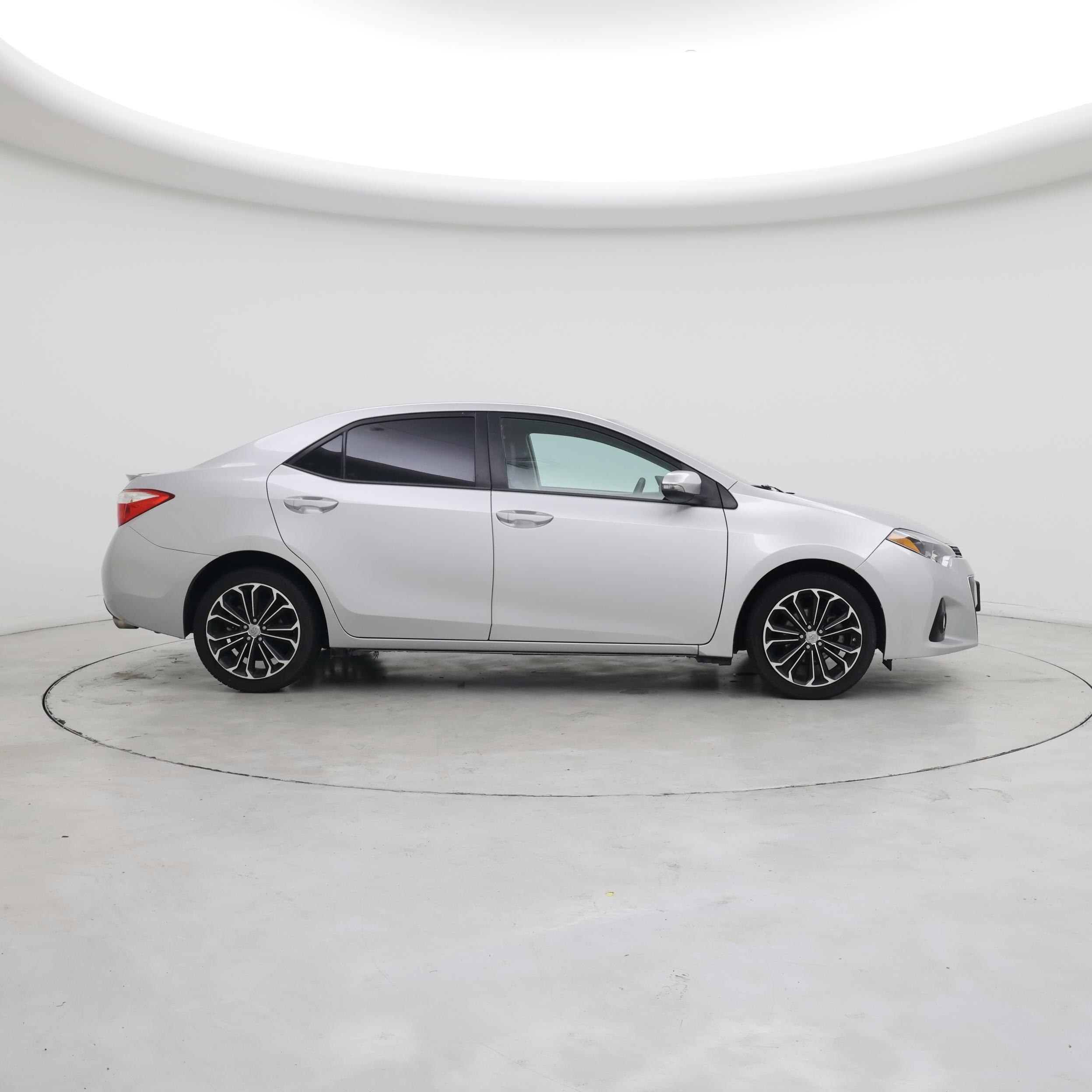 Thumbnail: 2015 Toyota Corolla - 7