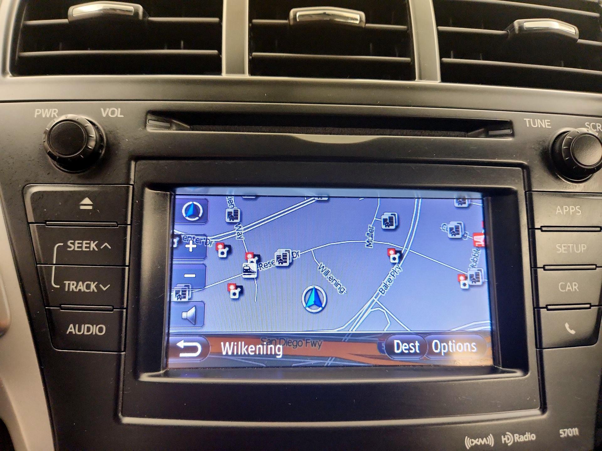 Thumbnail: 2013 Toyota Prius v - 14