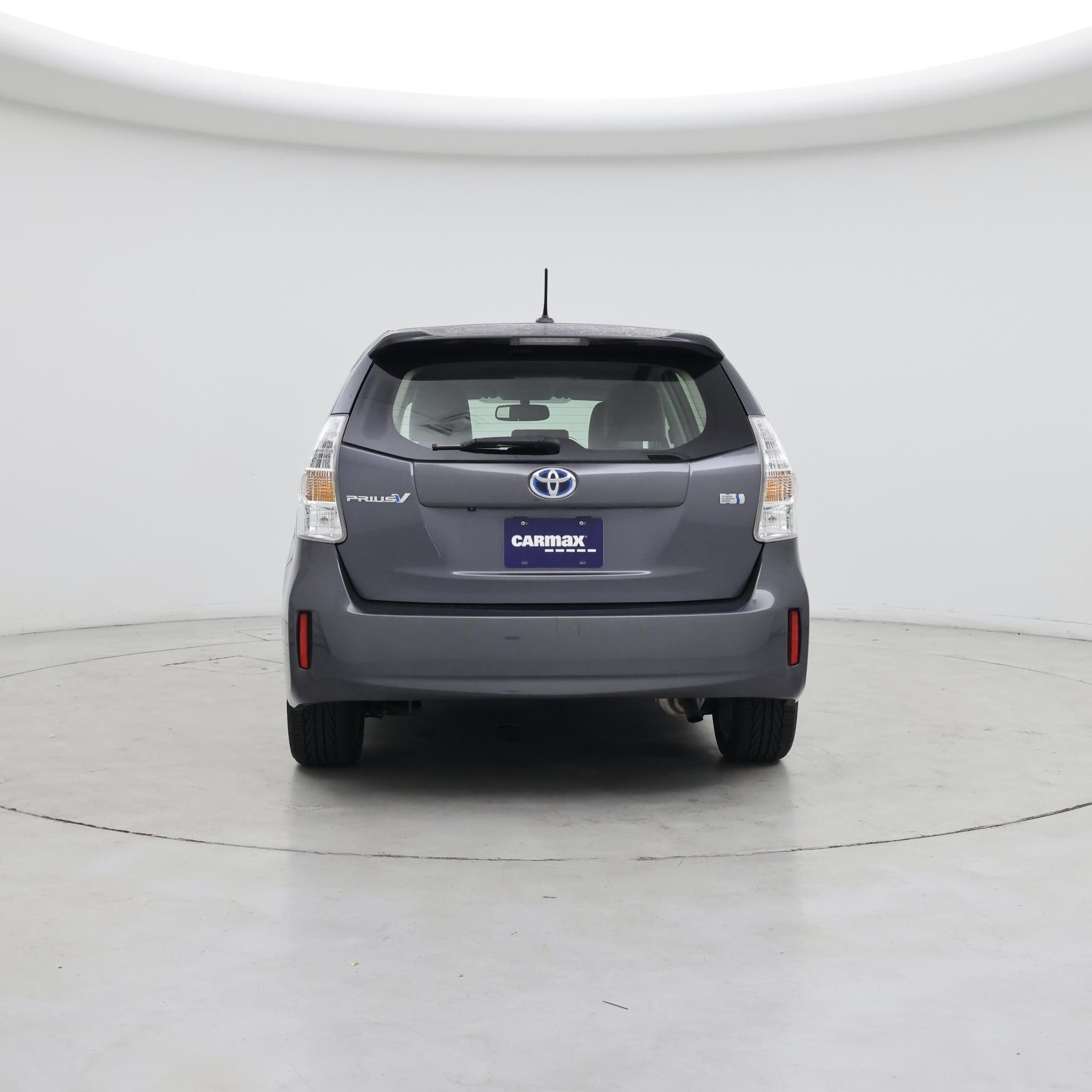 Thumbnail: 2013 Toyota Prius v - 6