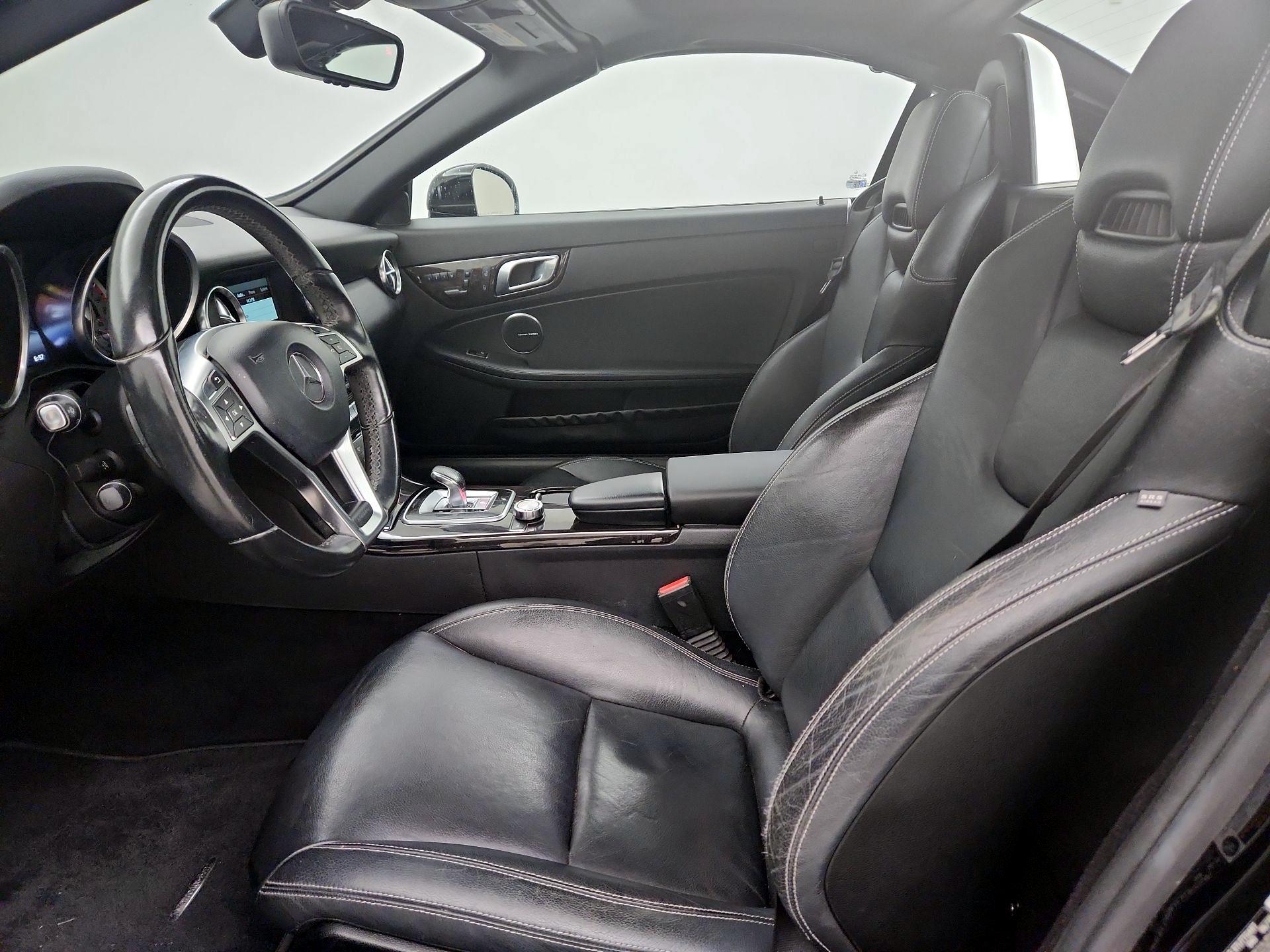 Thumbnail: 2016 Mercedes-Benz SLK - 11