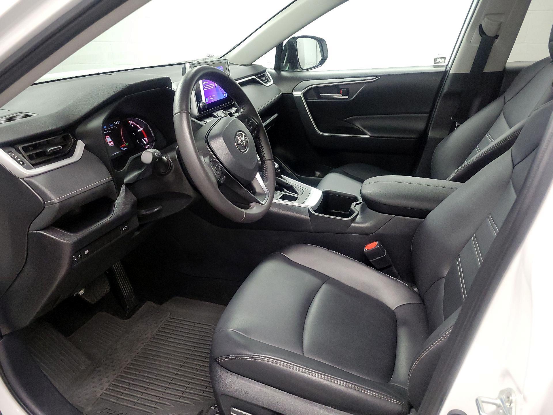 Thumbnail: 2024 Toyota RAV4 - 11