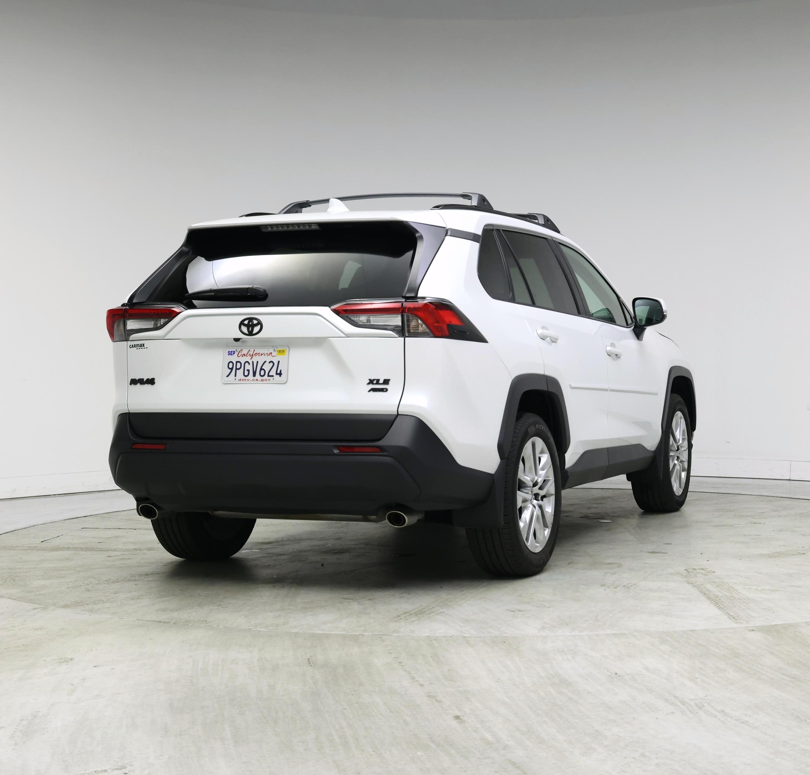 Thumbnail: 2024 Toyota RAV4 - 8