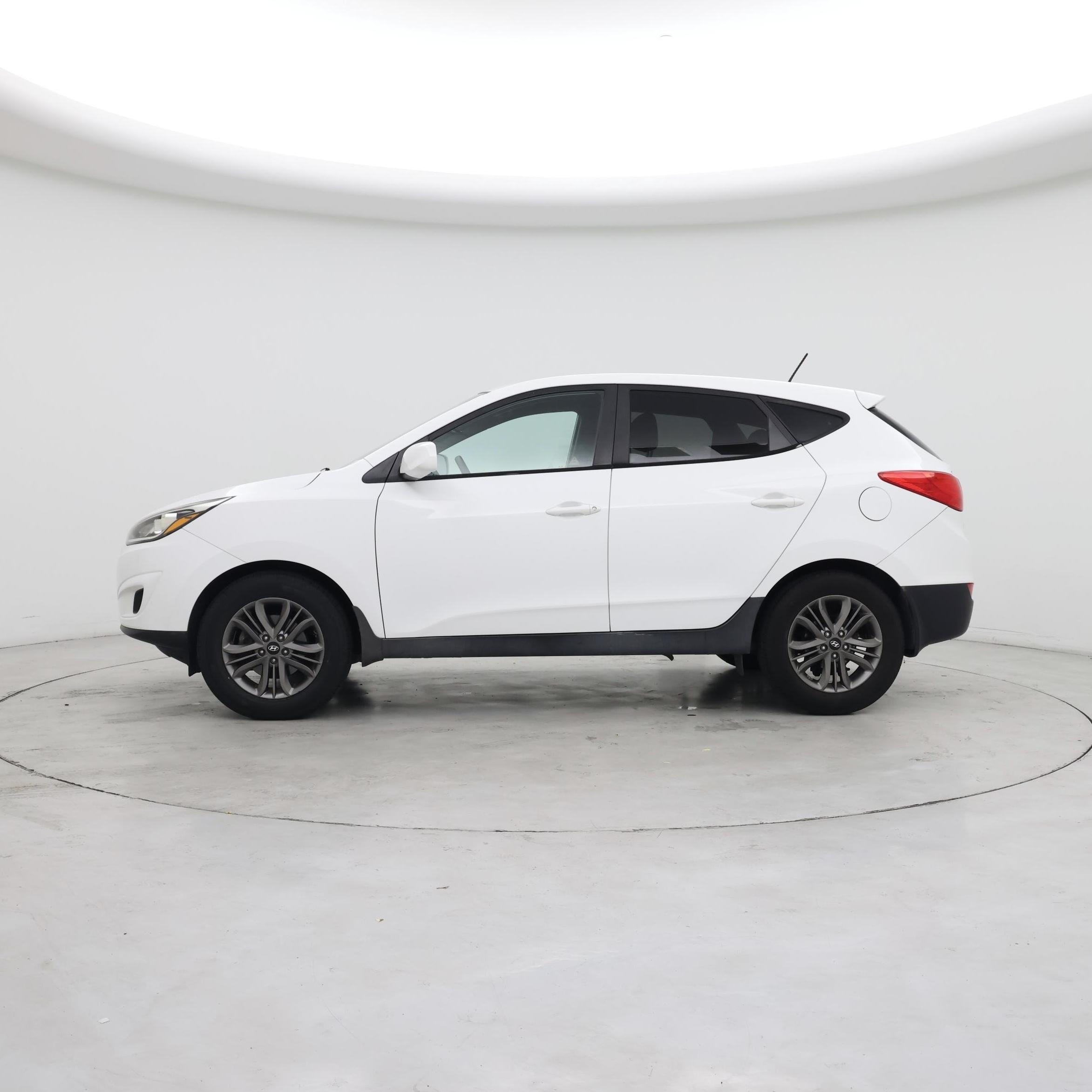 Thumbnail: 2015 Hyundai Tucson - 3