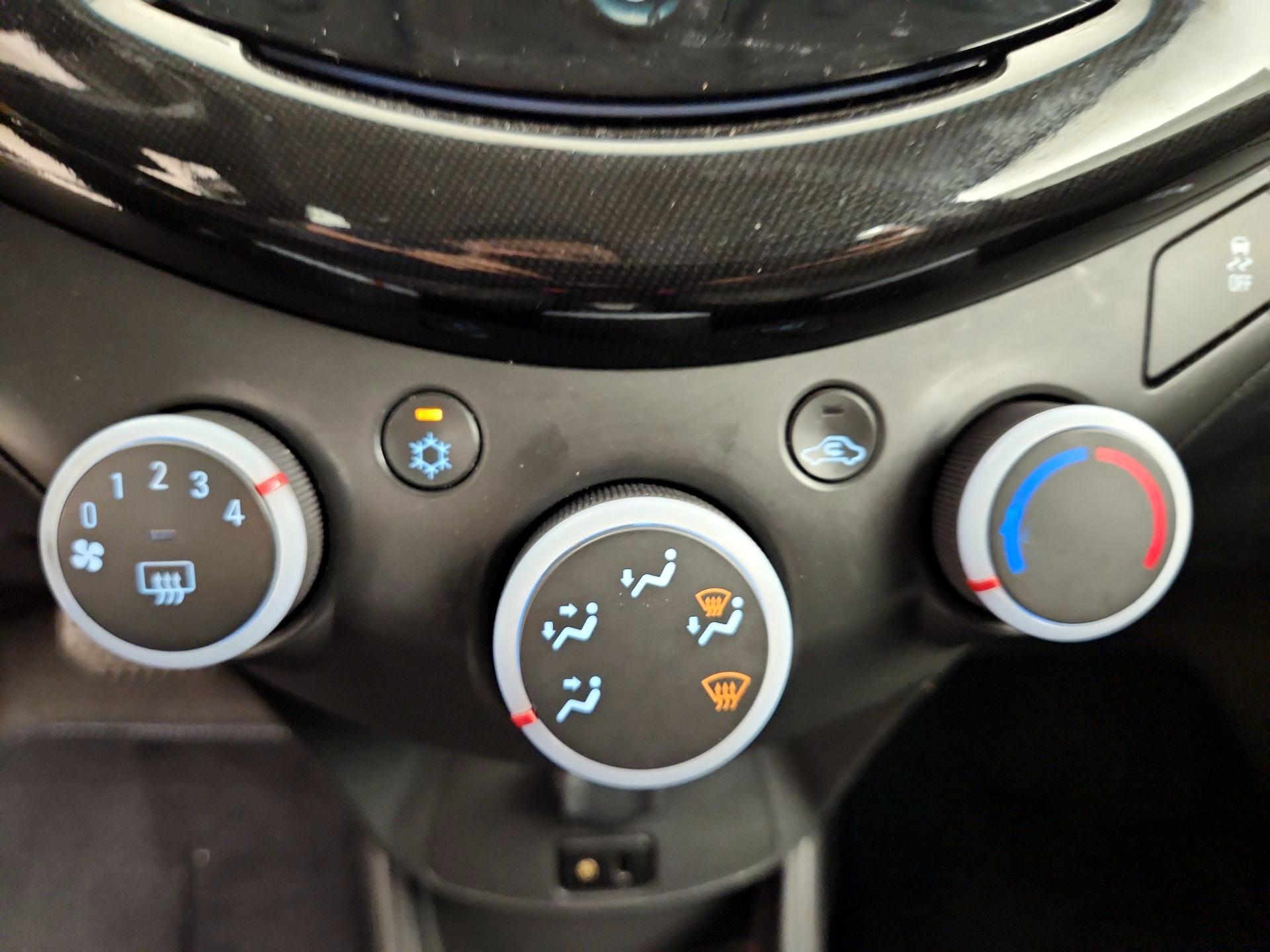 Thumbnail: 2015 Chevrolet Spark - 15