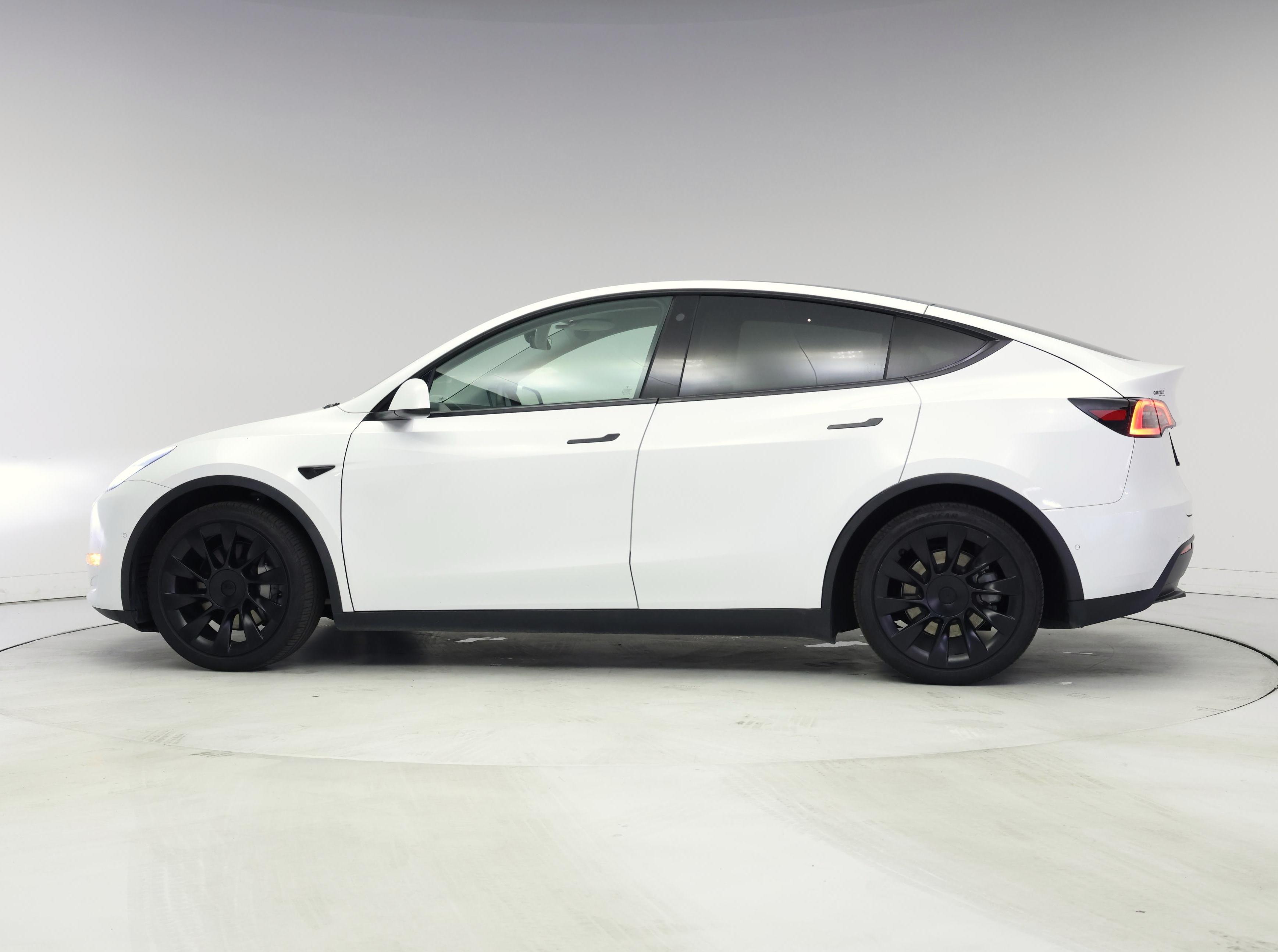 Thumbnail: 2021 Tesla Model Y - 3