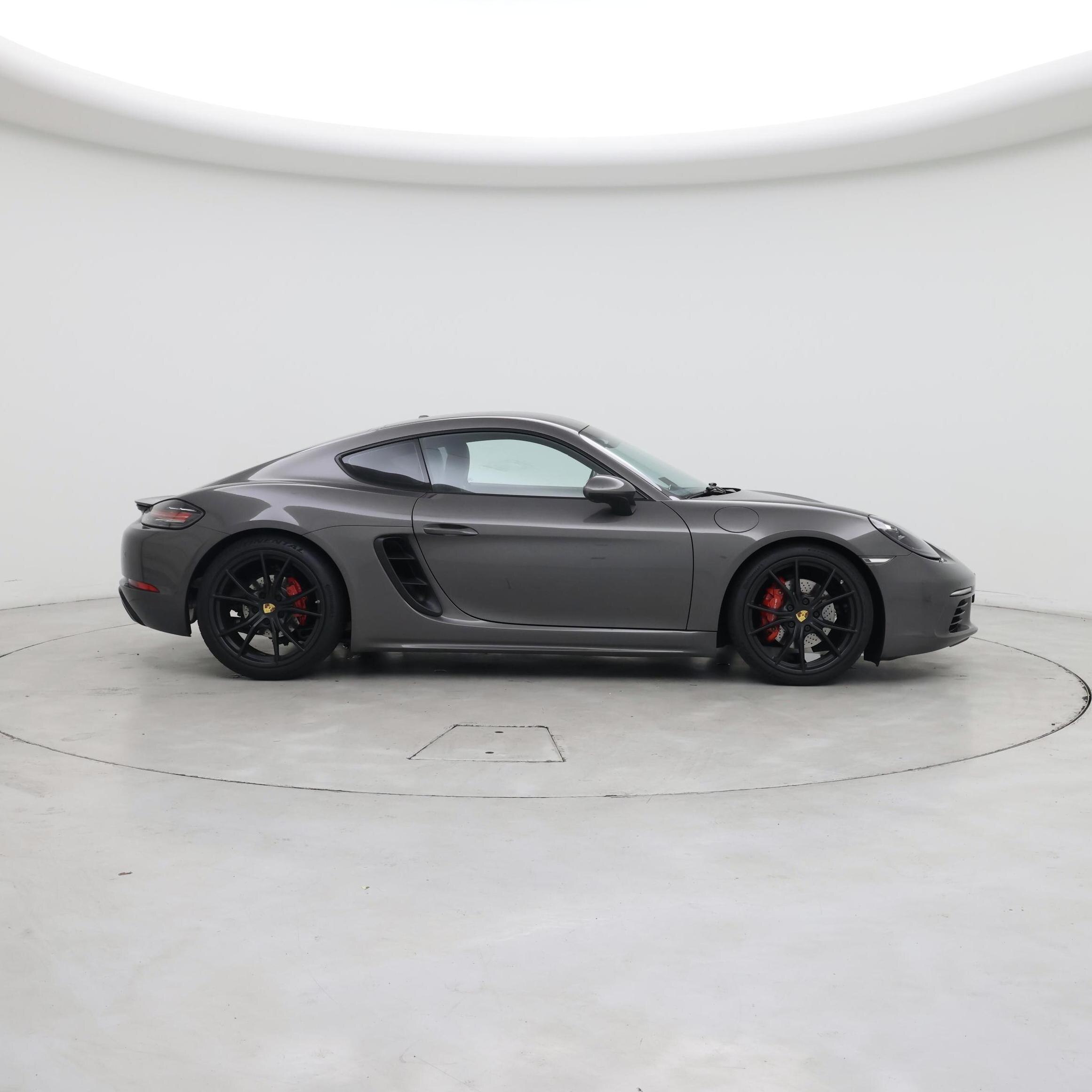 Thumbnail: 2018 Porsche 718 Cayman - 7