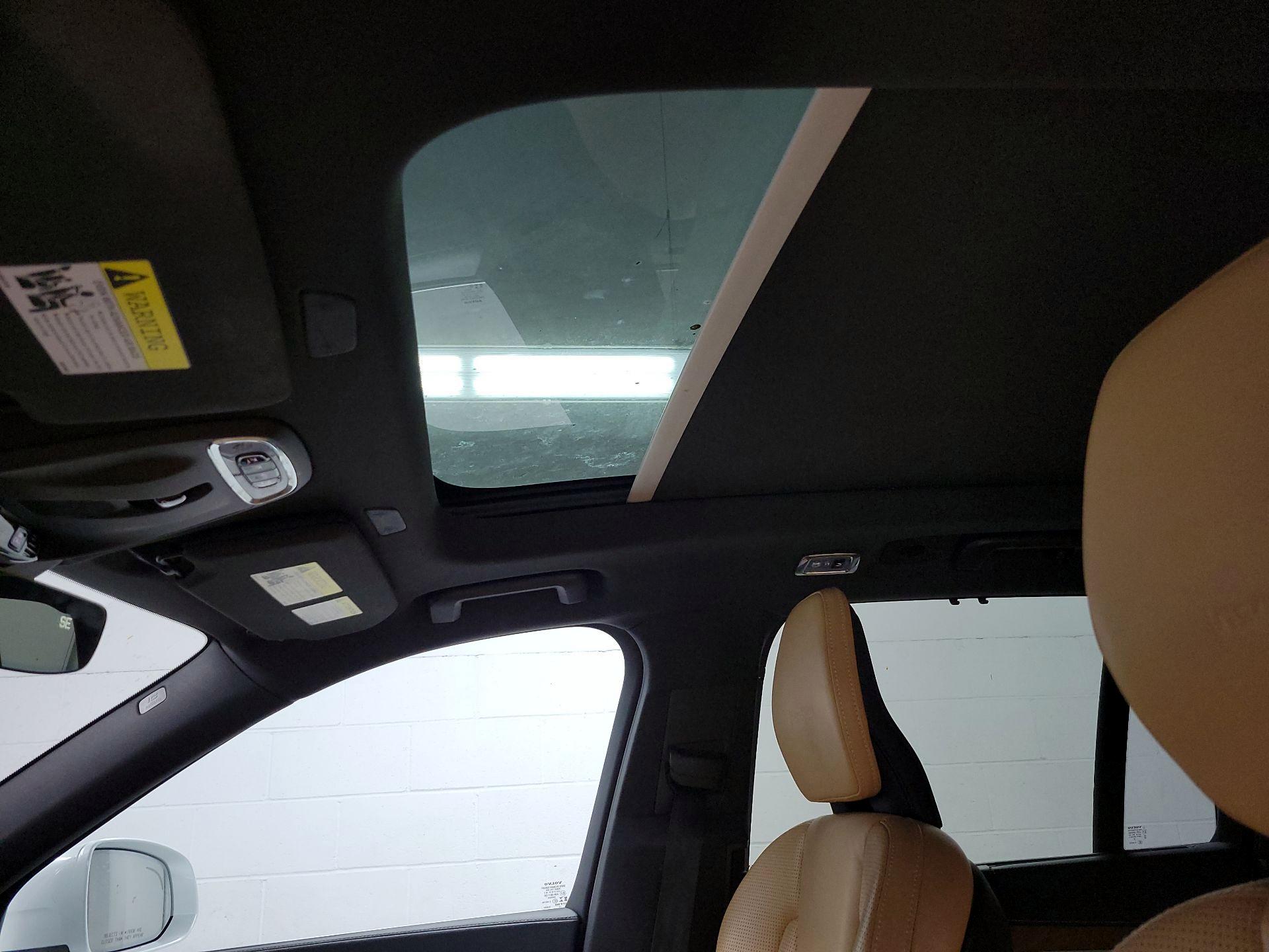 Thumbnail: 2019 Volvo XC90 - 20