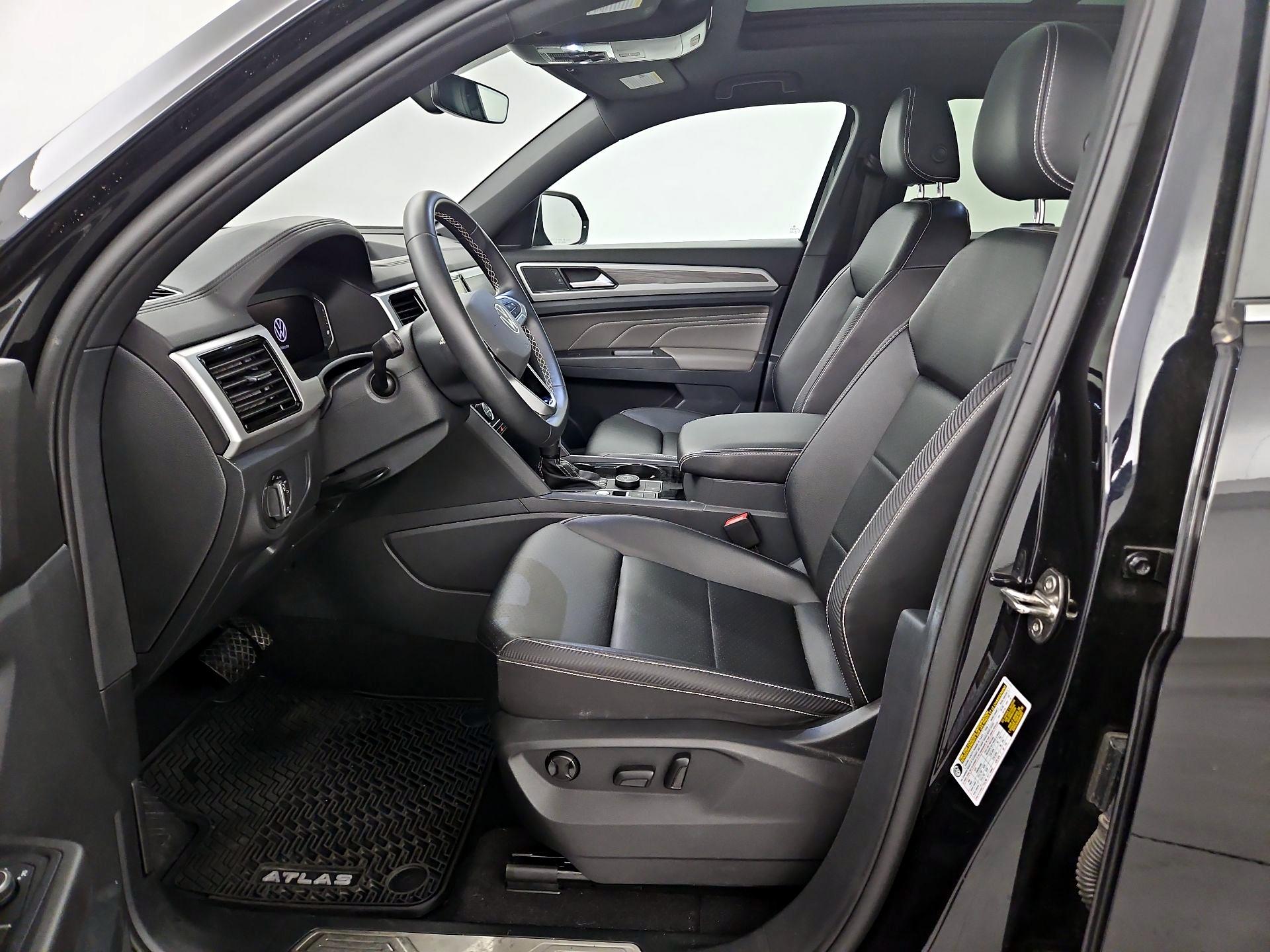 Thumbnail: 2022 Volkswagen Atlas - 11