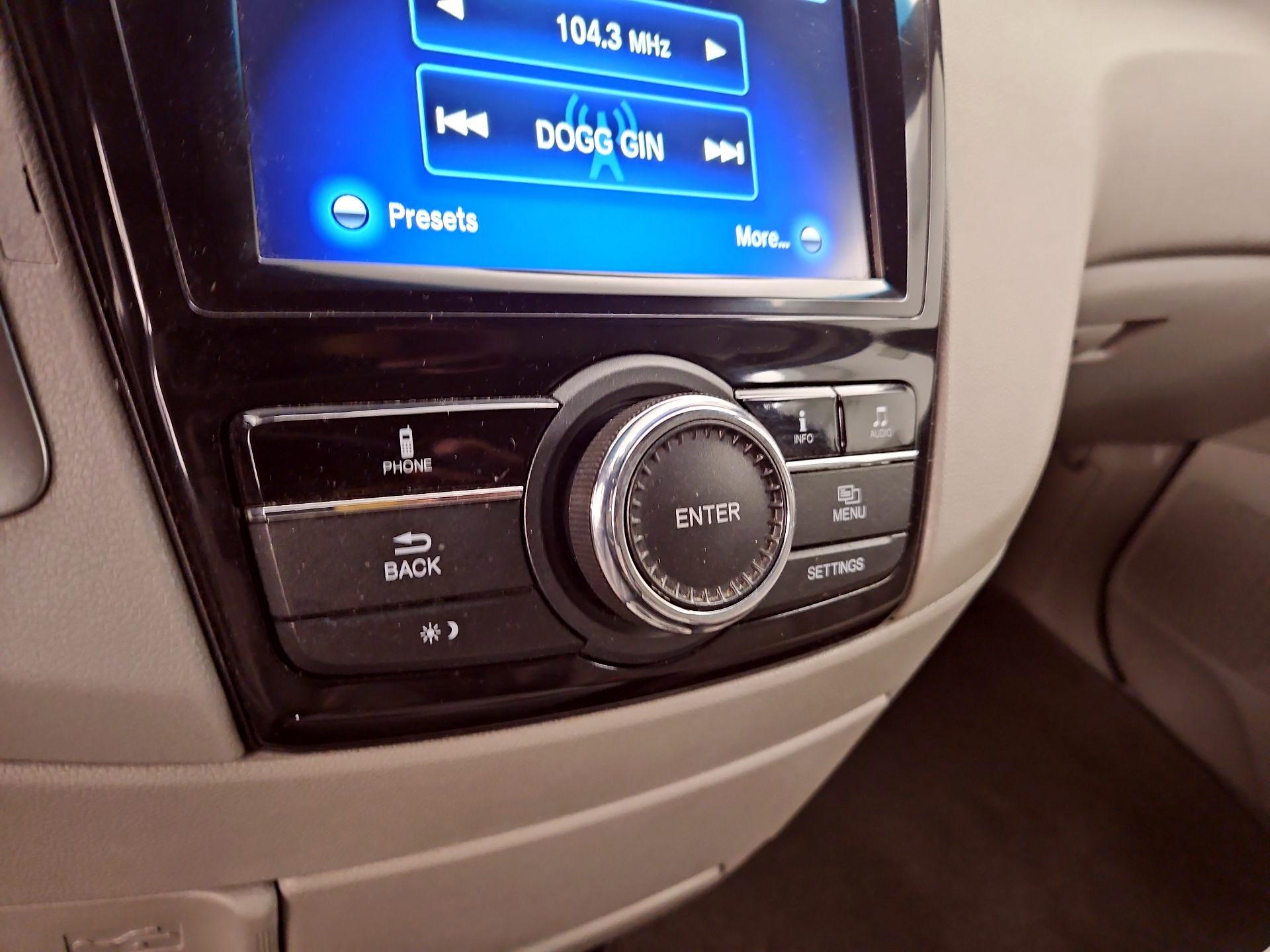 Thumbnail: 2016 Honda Odyssey - 16