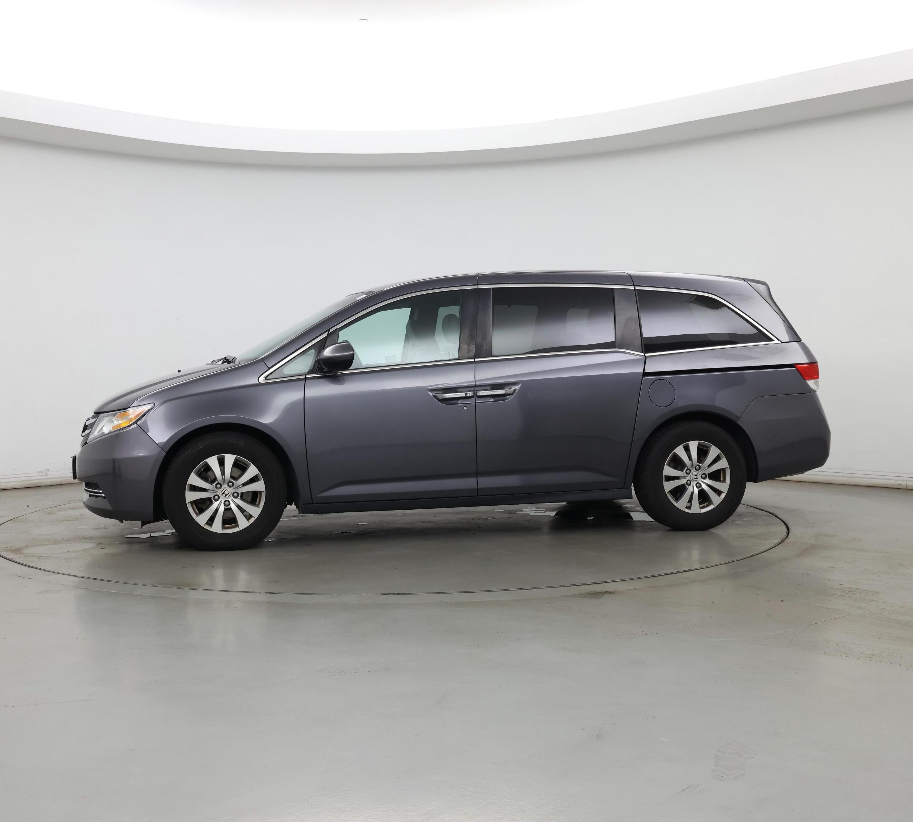 Thumbnail: 2016 Honda Odyssey - 3