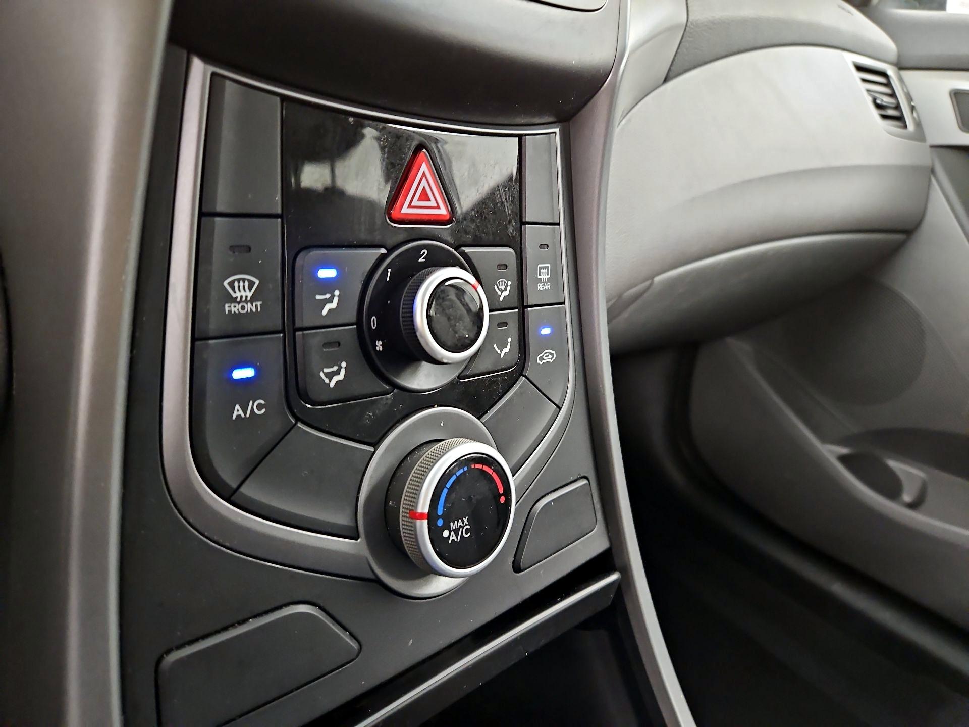Thumbnail: 2015 Hyundai Elantra - 16