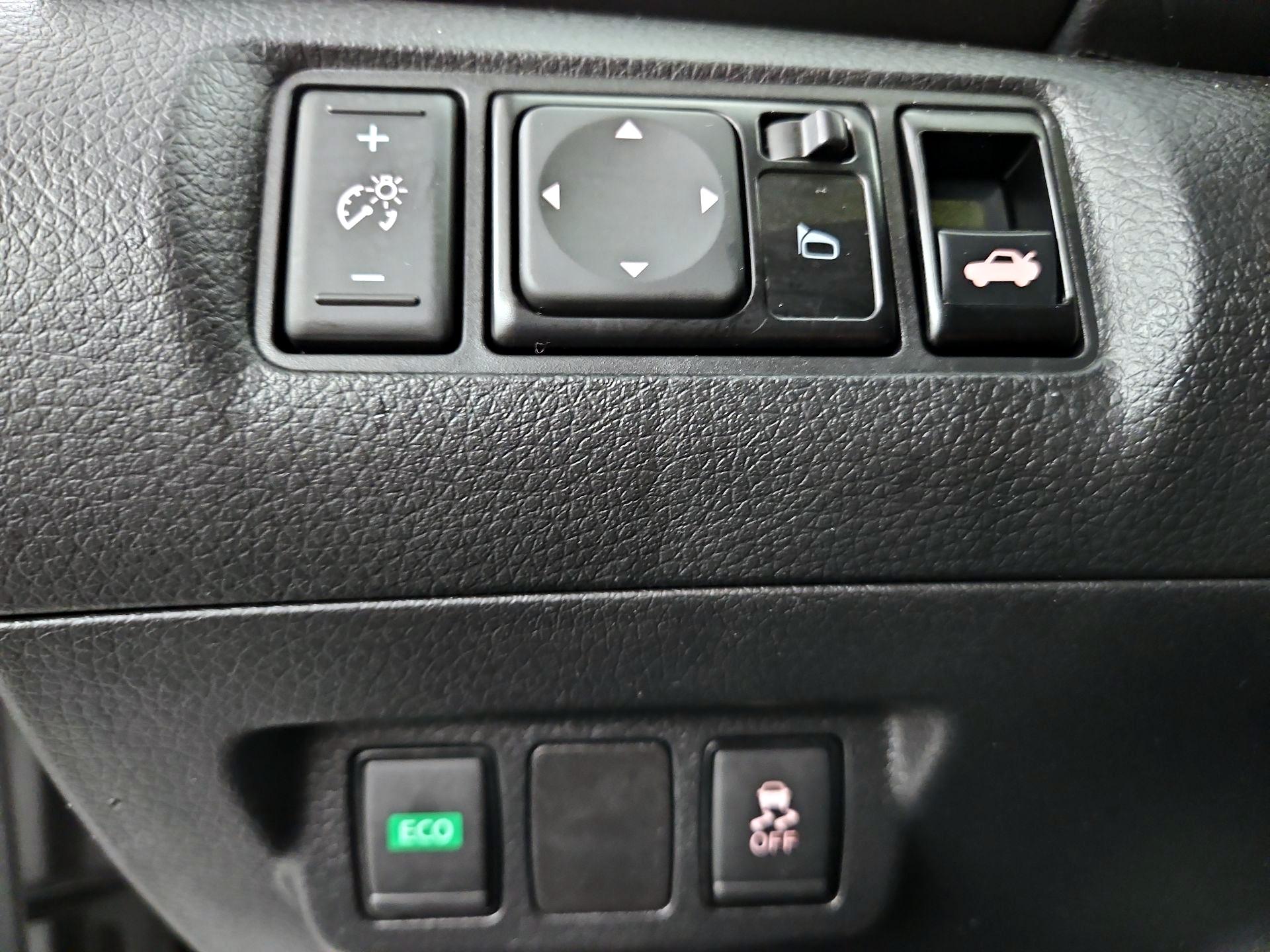 Thumbnail: 2019 Nissan Sentra - 13