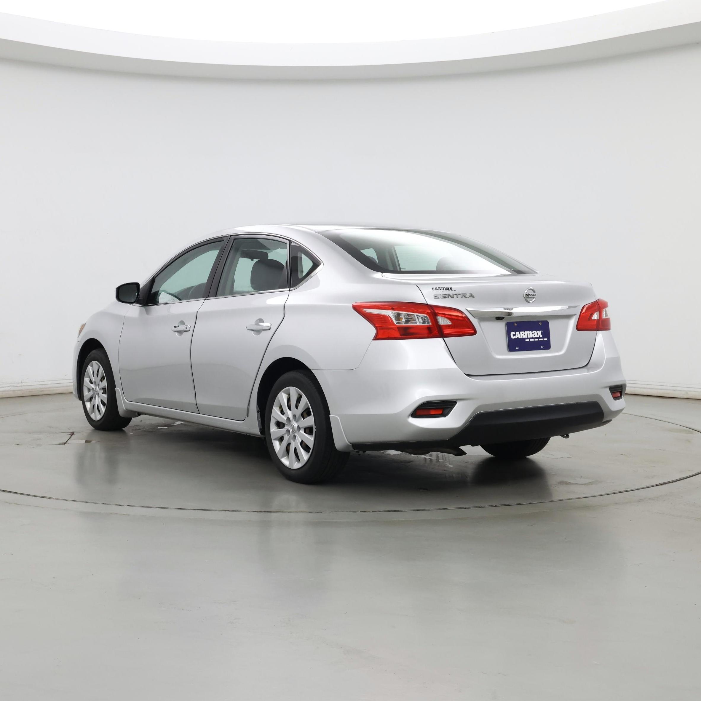 Thumbnail: 2019 Nissan Sentra - 2
