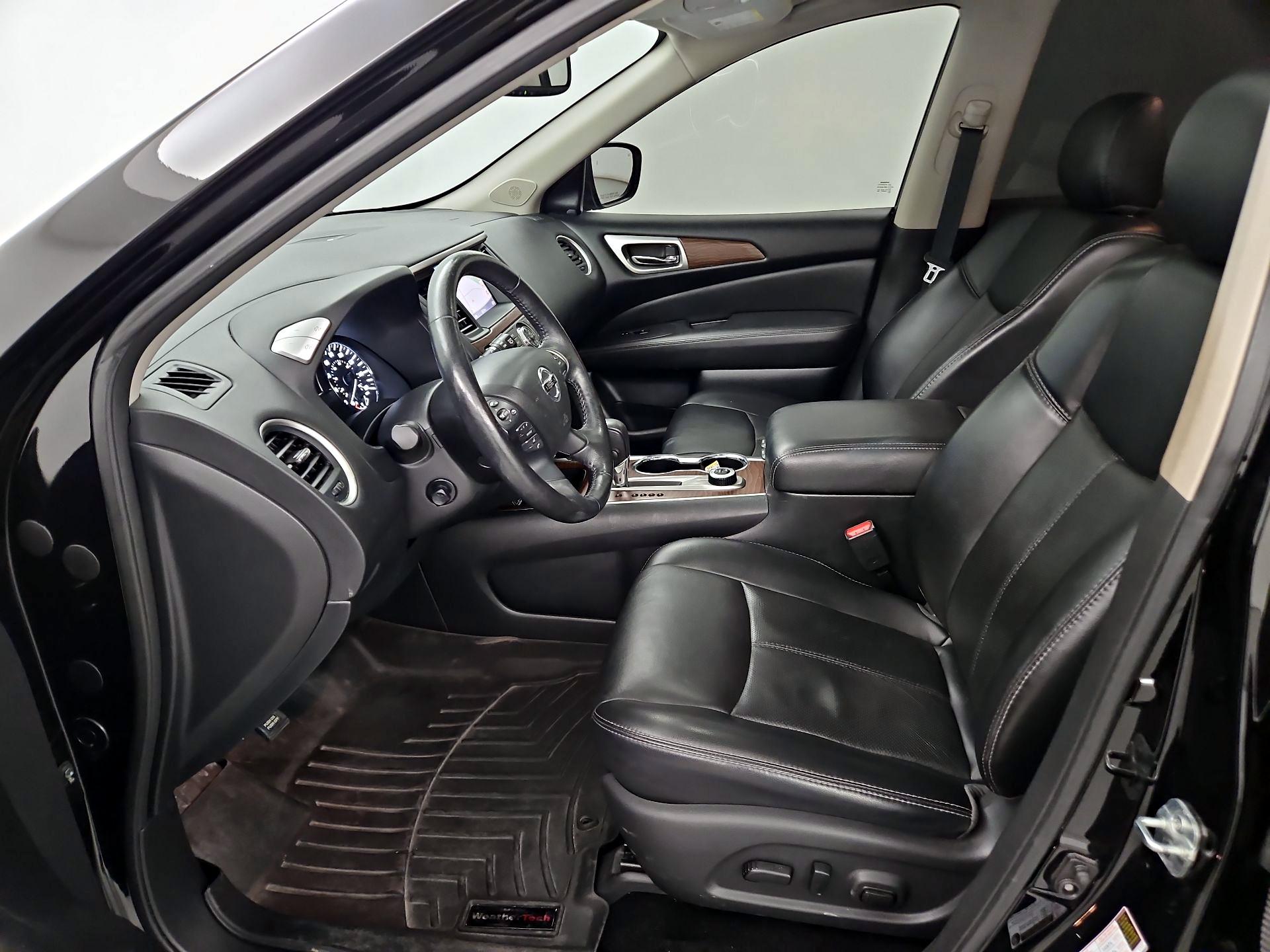Thumbnail: 2019 Nissan Pathfinder - 11