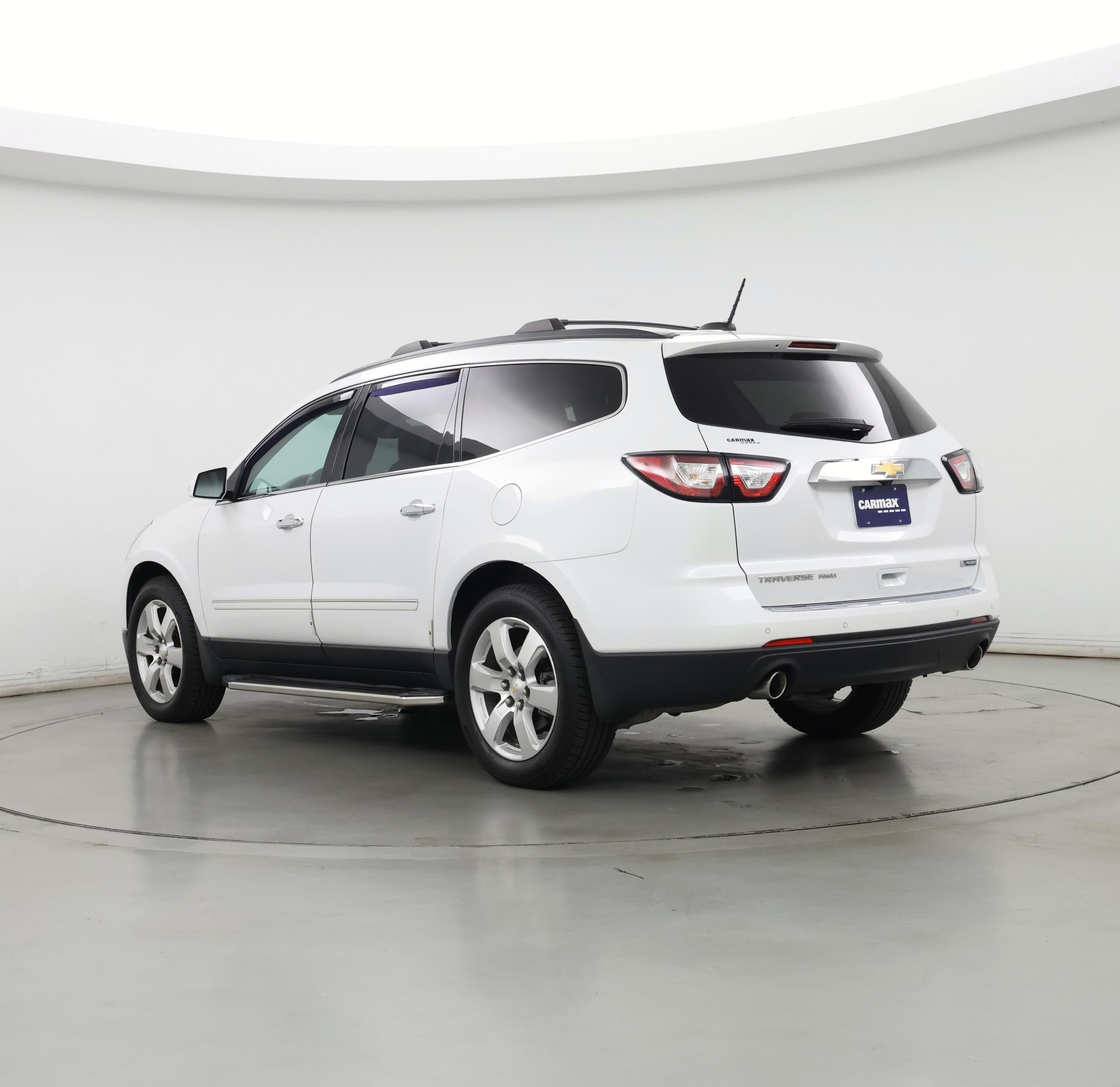 Thumbnail: 2017 Chevrolet Traverse - 2