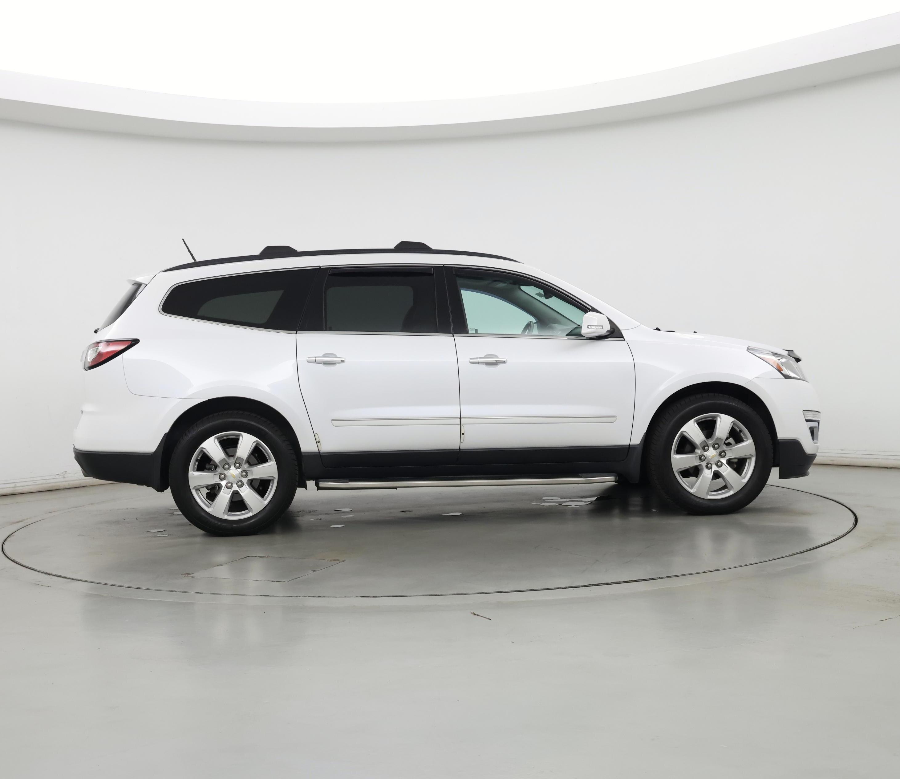 Thumbnail: 2017 Chevrolet Traverse - 7