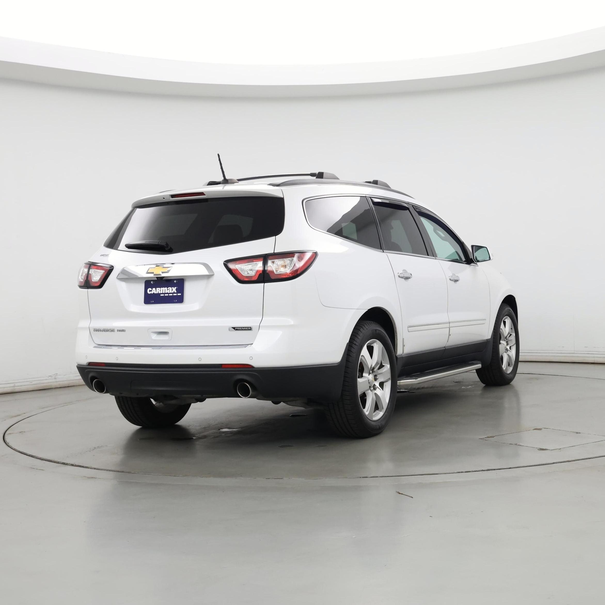 Thumbnail: 2017 Chevrolet Traverse - 8
