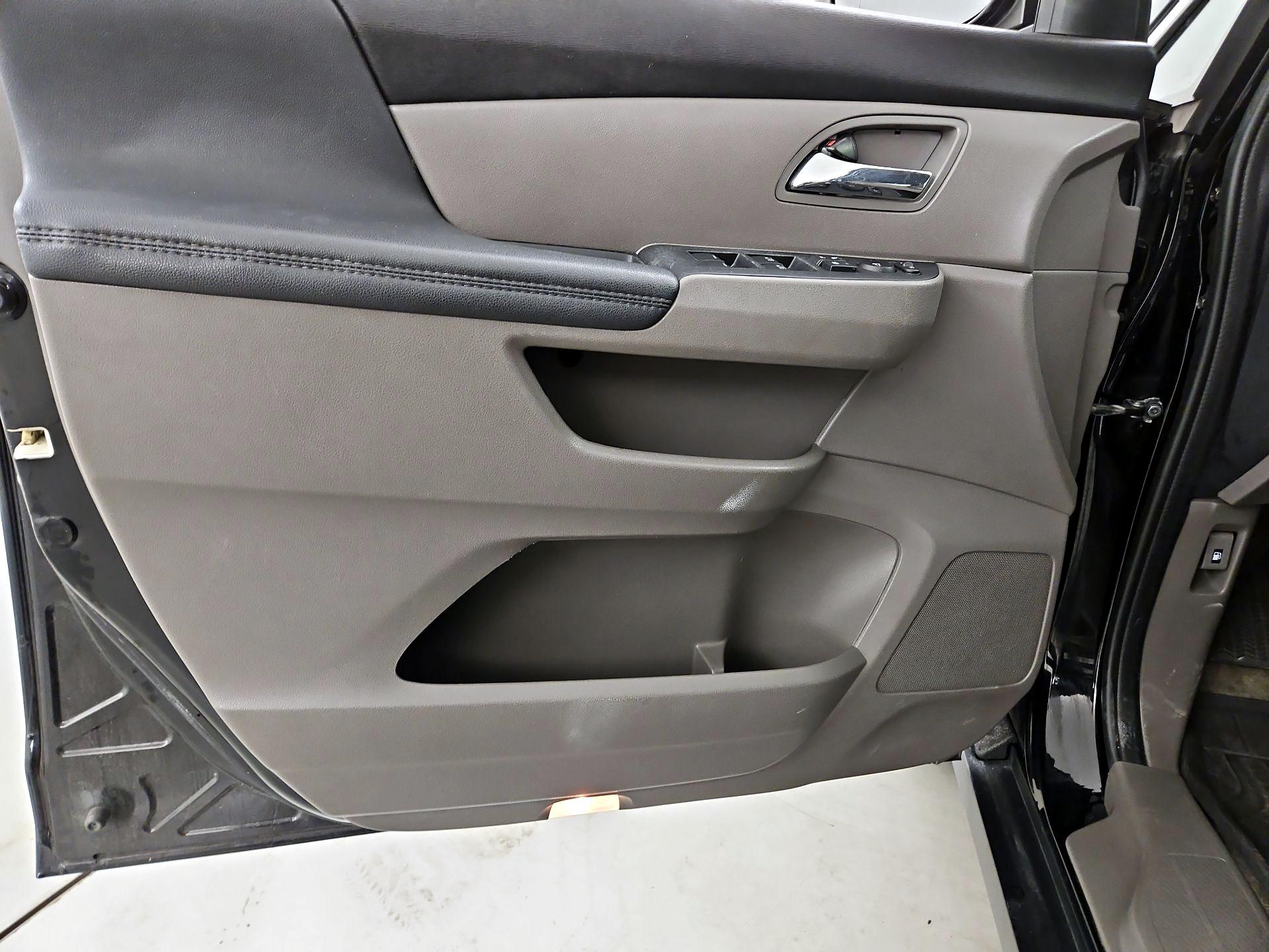 Thumbnail: 2016 Honda Odyssey - 12