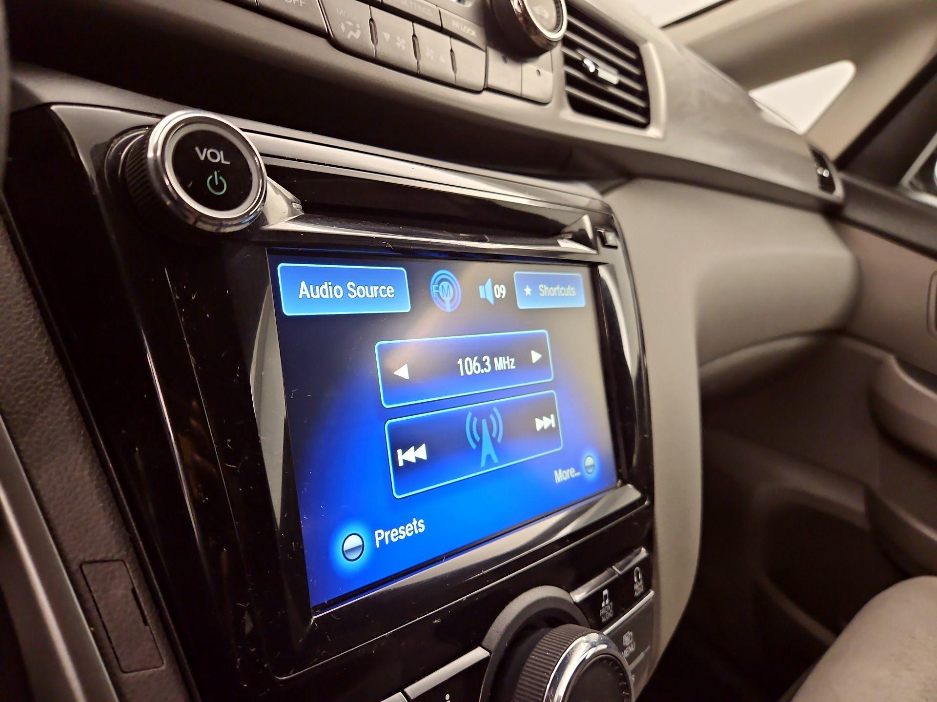 Thumbnail: 2016 Honda Odyssey - 15