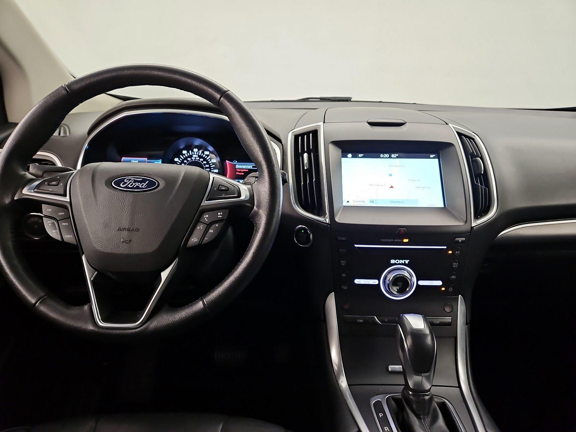 Thumbnail: 2018 Ford Edge - 9