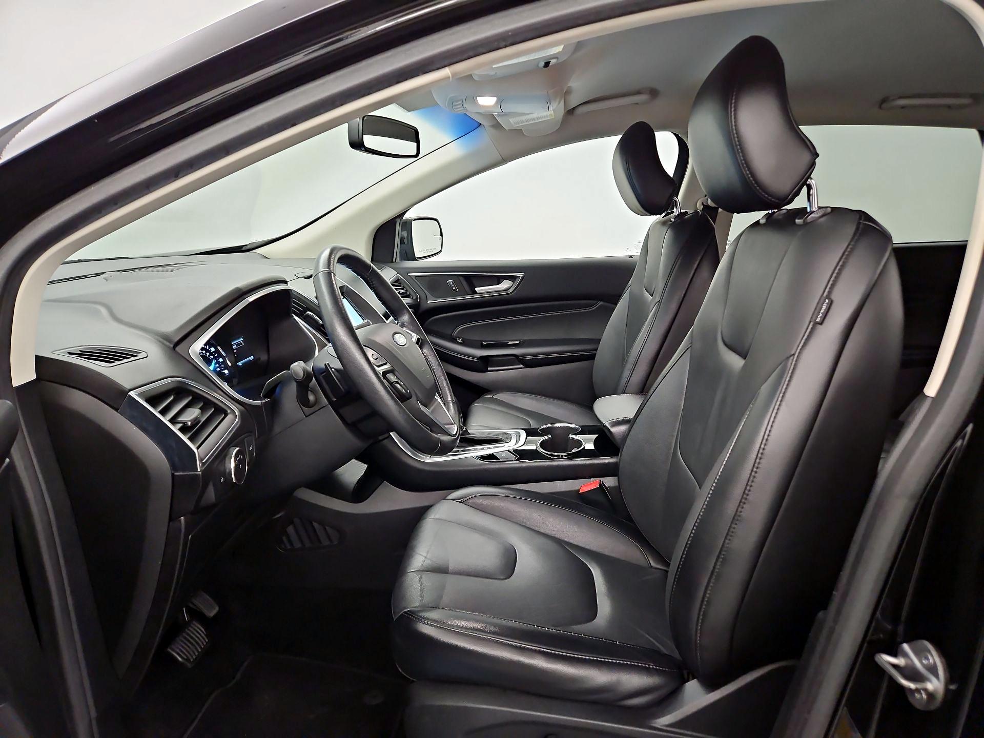 Thumbnail: 2018 Ford Edge - 11