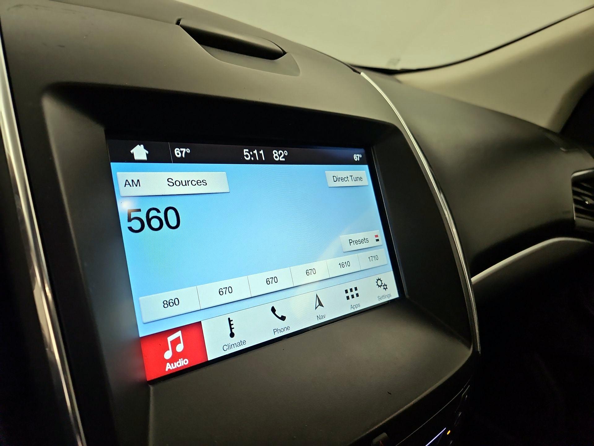 Thumbnail: 2018 Ford Edge - 16