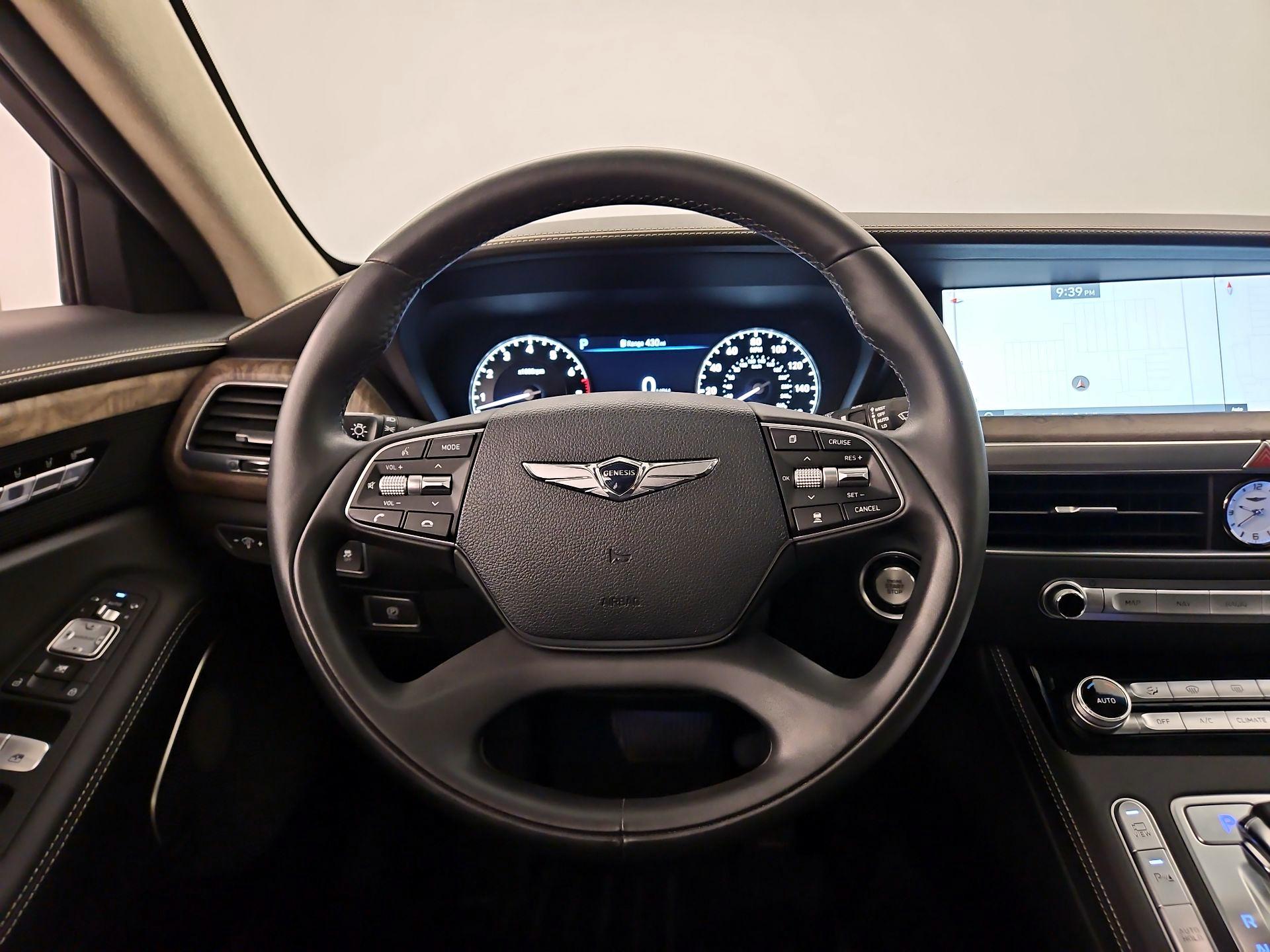 Thumbnail: 2021 Genesis G90 - 10