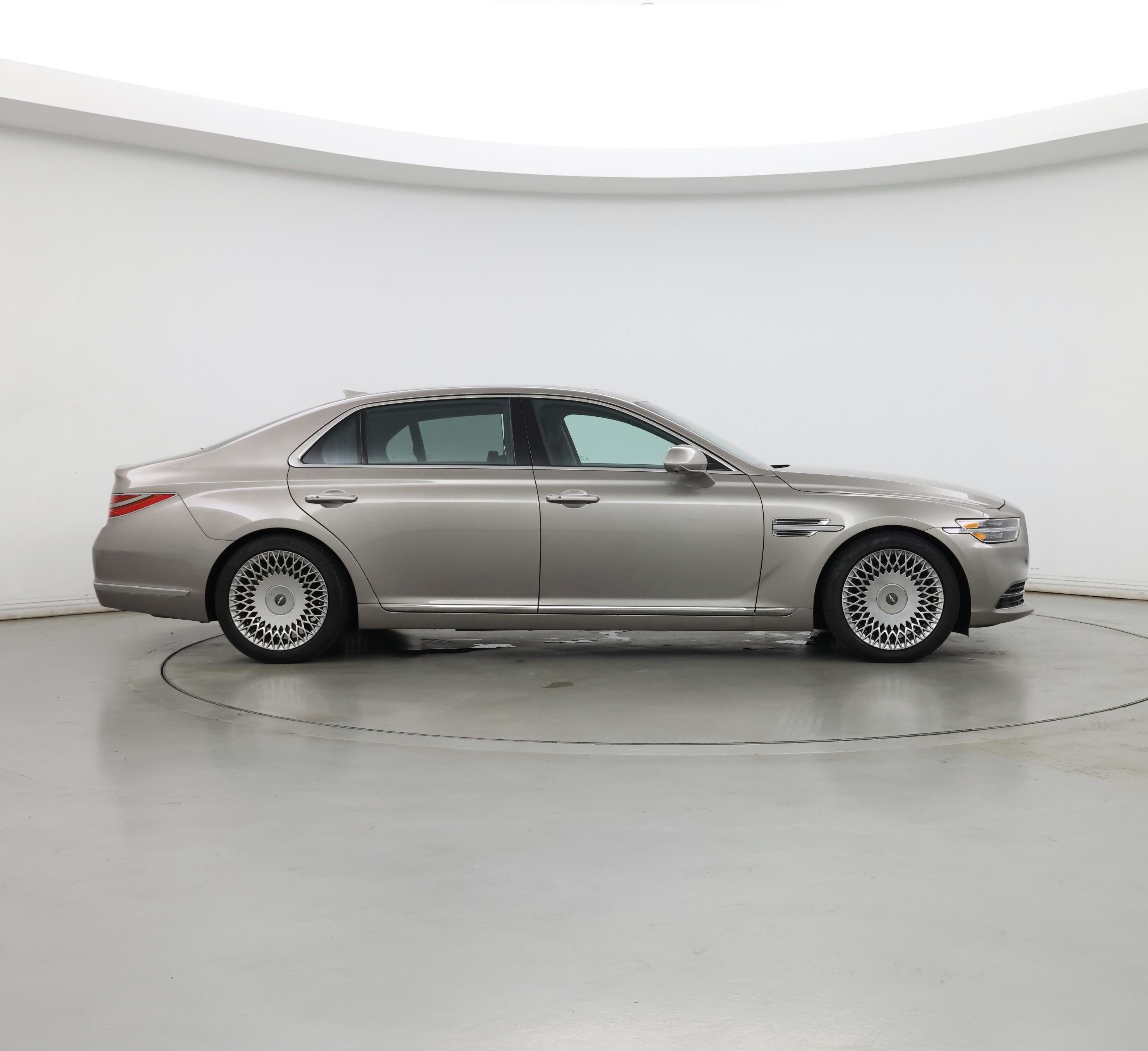 Thumbnail: 2021 Genesis G90 - 7