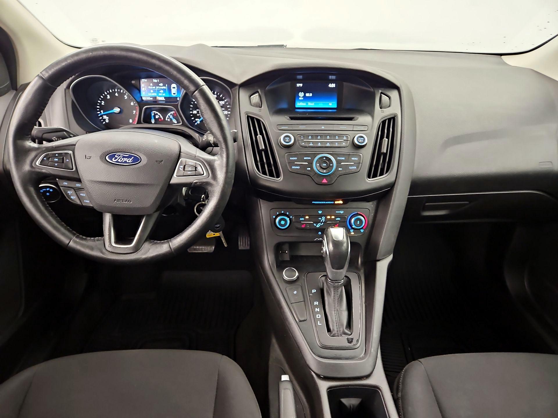 Thumbnail: 2016 Ford Focus - 9