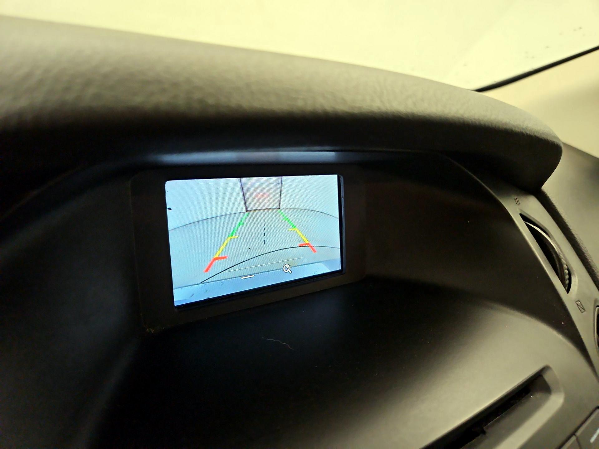 Thumbnail: 2016 Ford Focus - 14