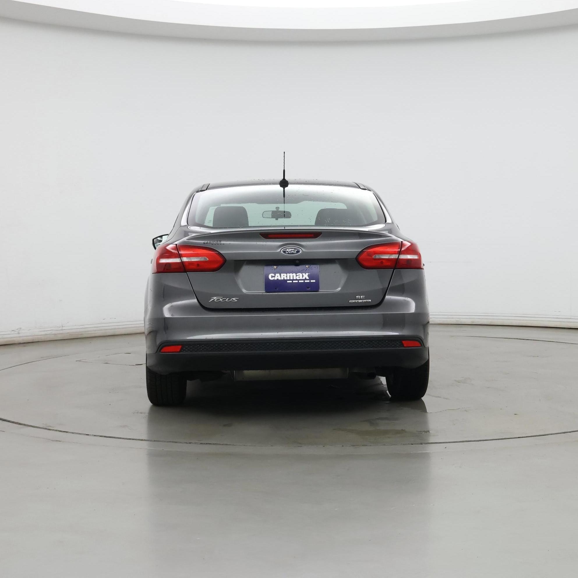 Thumbnail: 2016 Ford Focus - 6