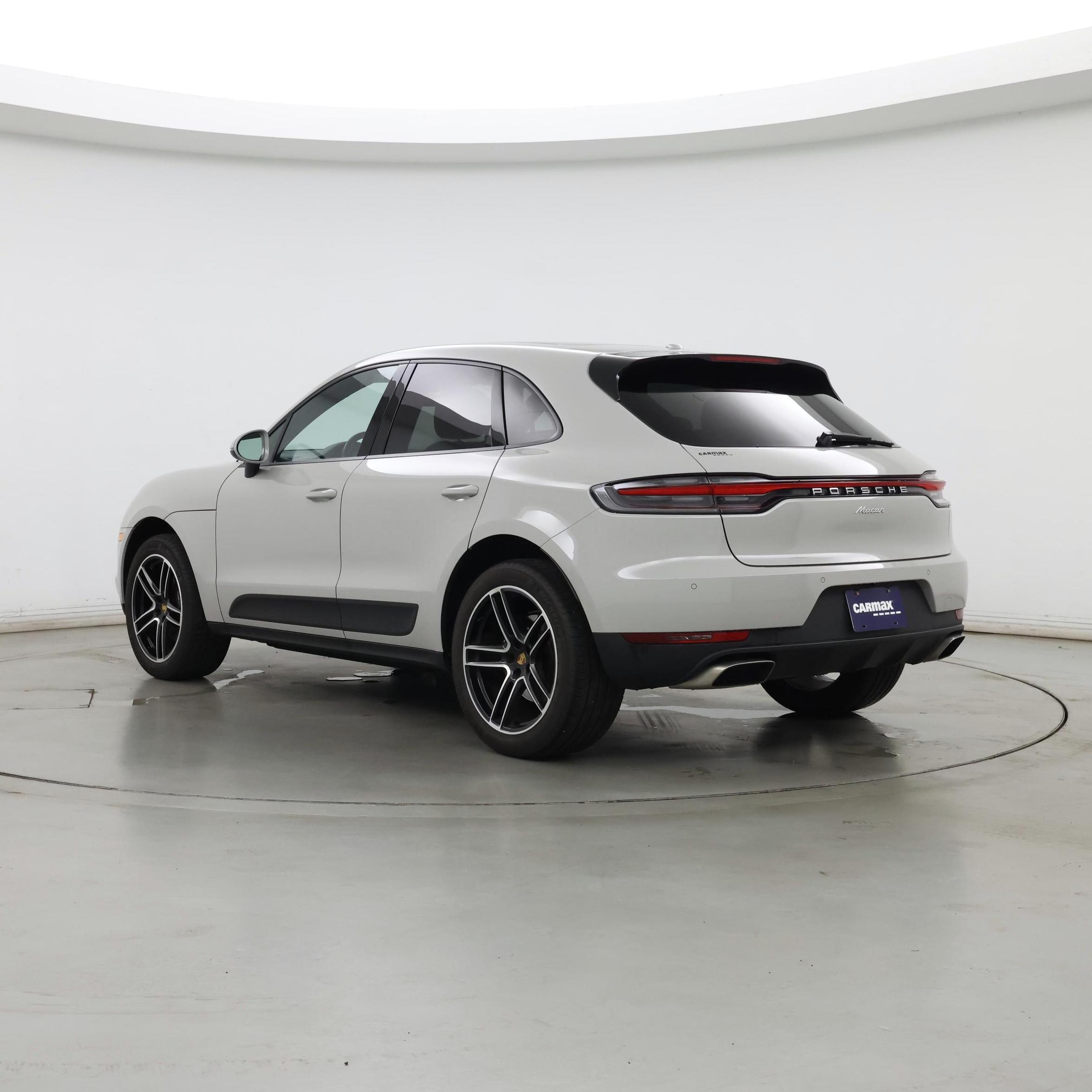 Thumbnail: 2021 Porsche Macan - 2