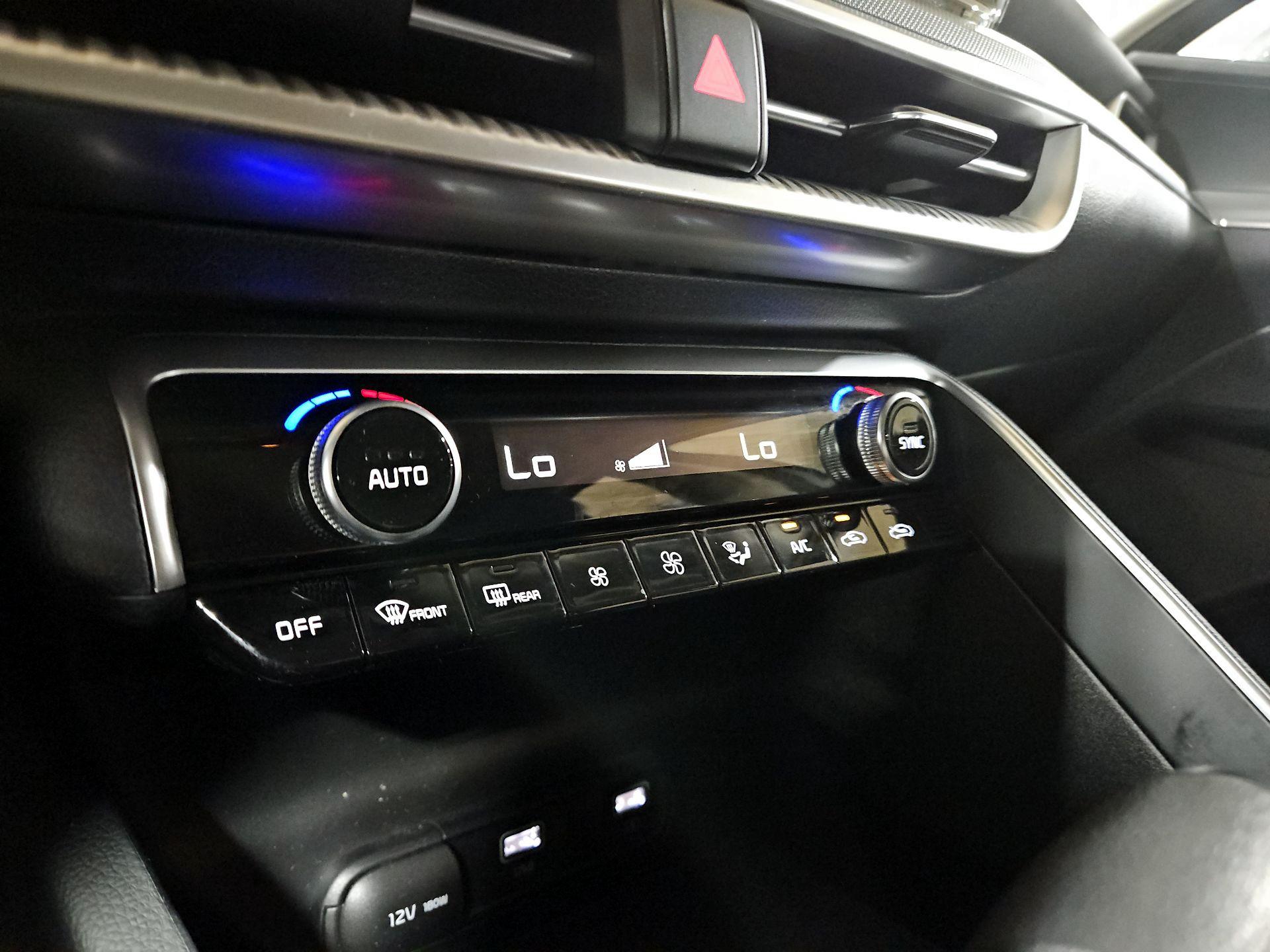Thumbnail: 2021 Kia K5 - 16