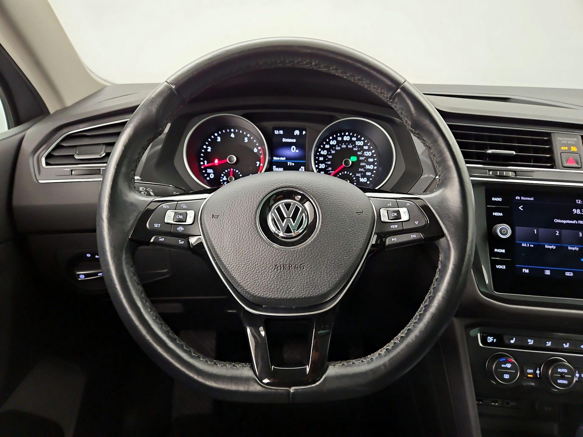 Thumbnail: 2019 Volkswagen Tiguan - 10