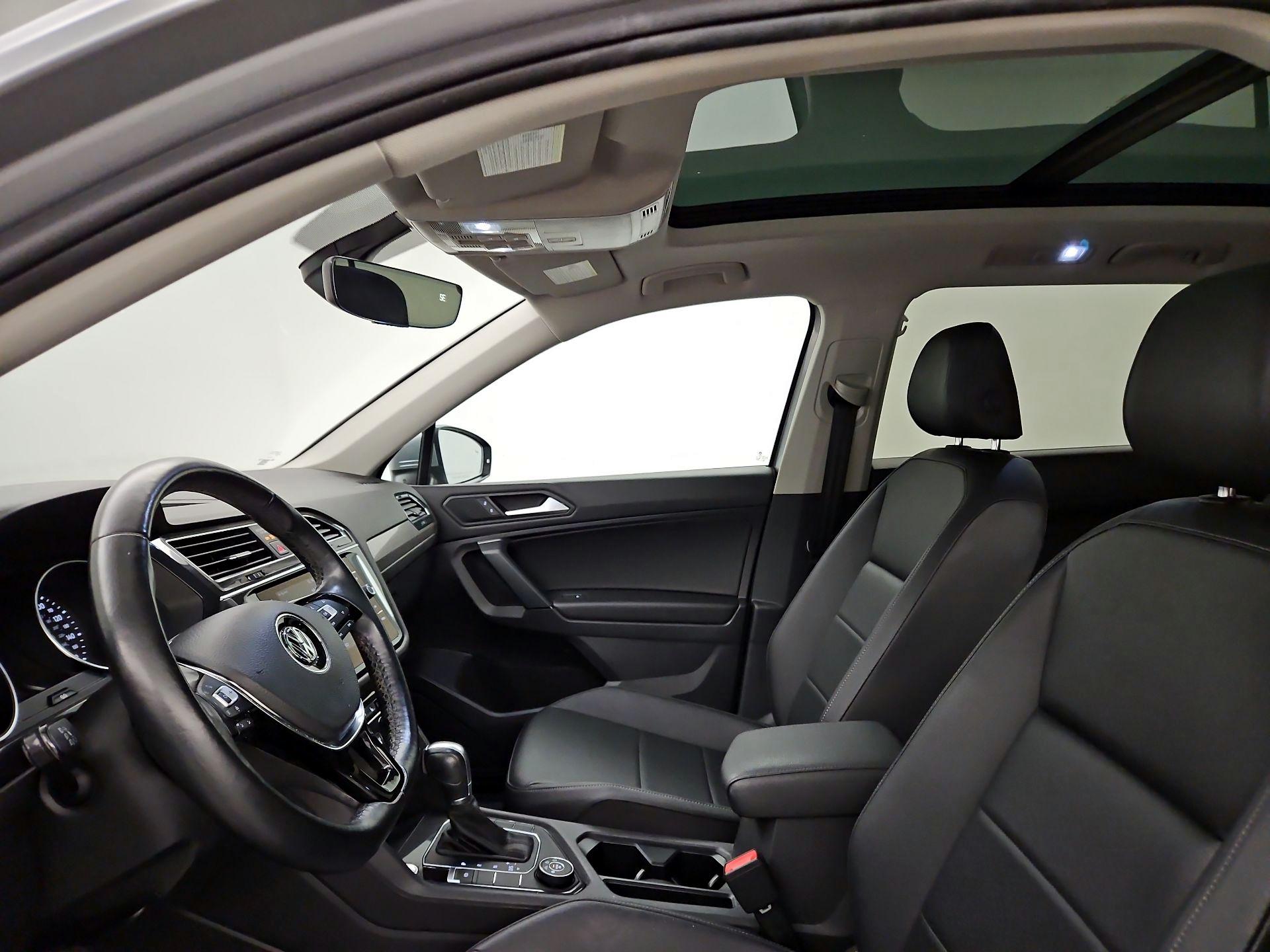 Thumbnail: 2019 Volkswagen Tiguan - 19