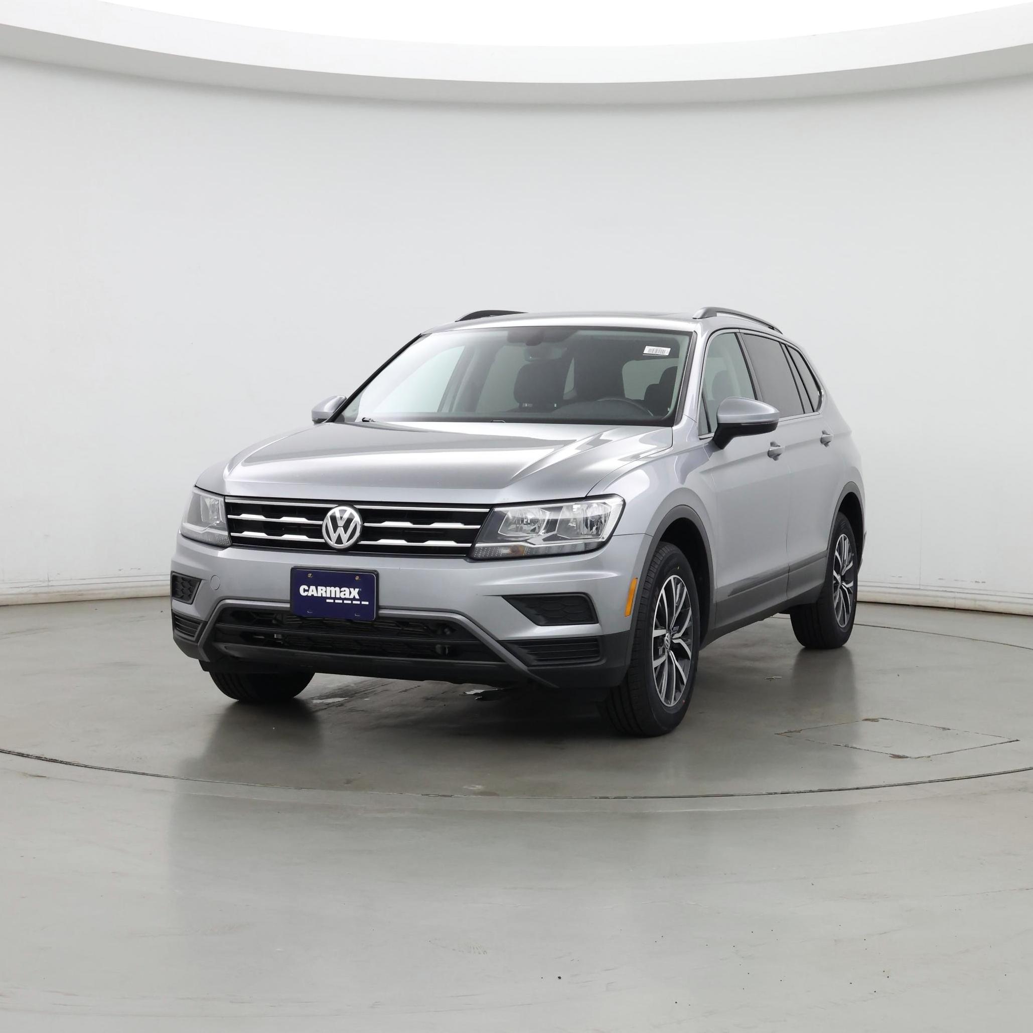 Thumbnail: 2019 Volkswagen Tiguan - 4