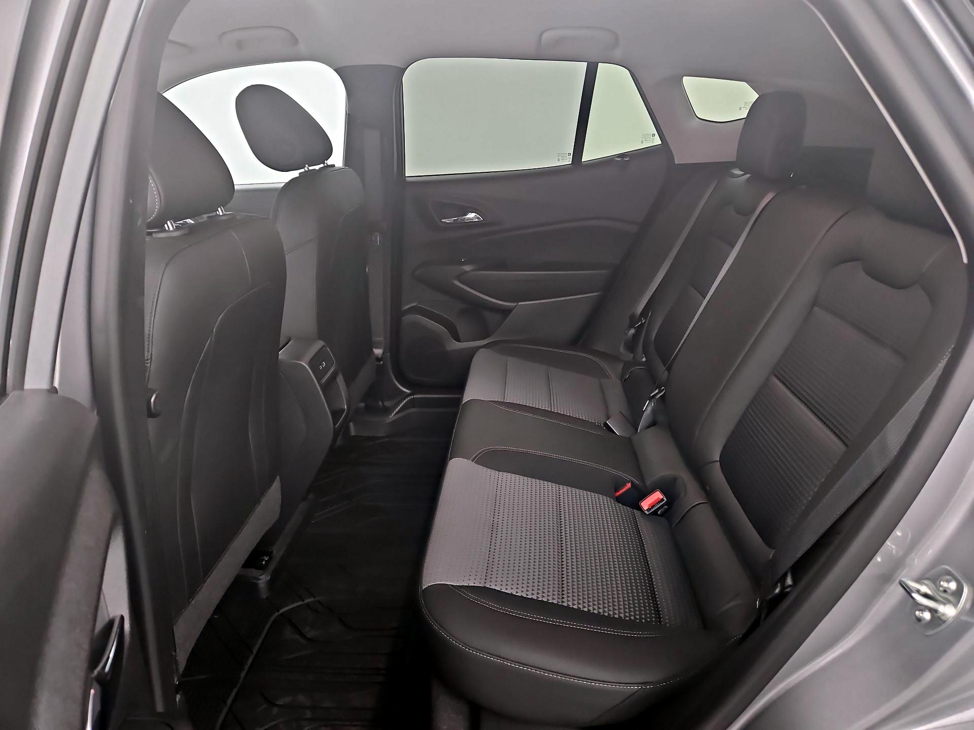 Thumbnail: 2025 Chevrolet Trax - 19
