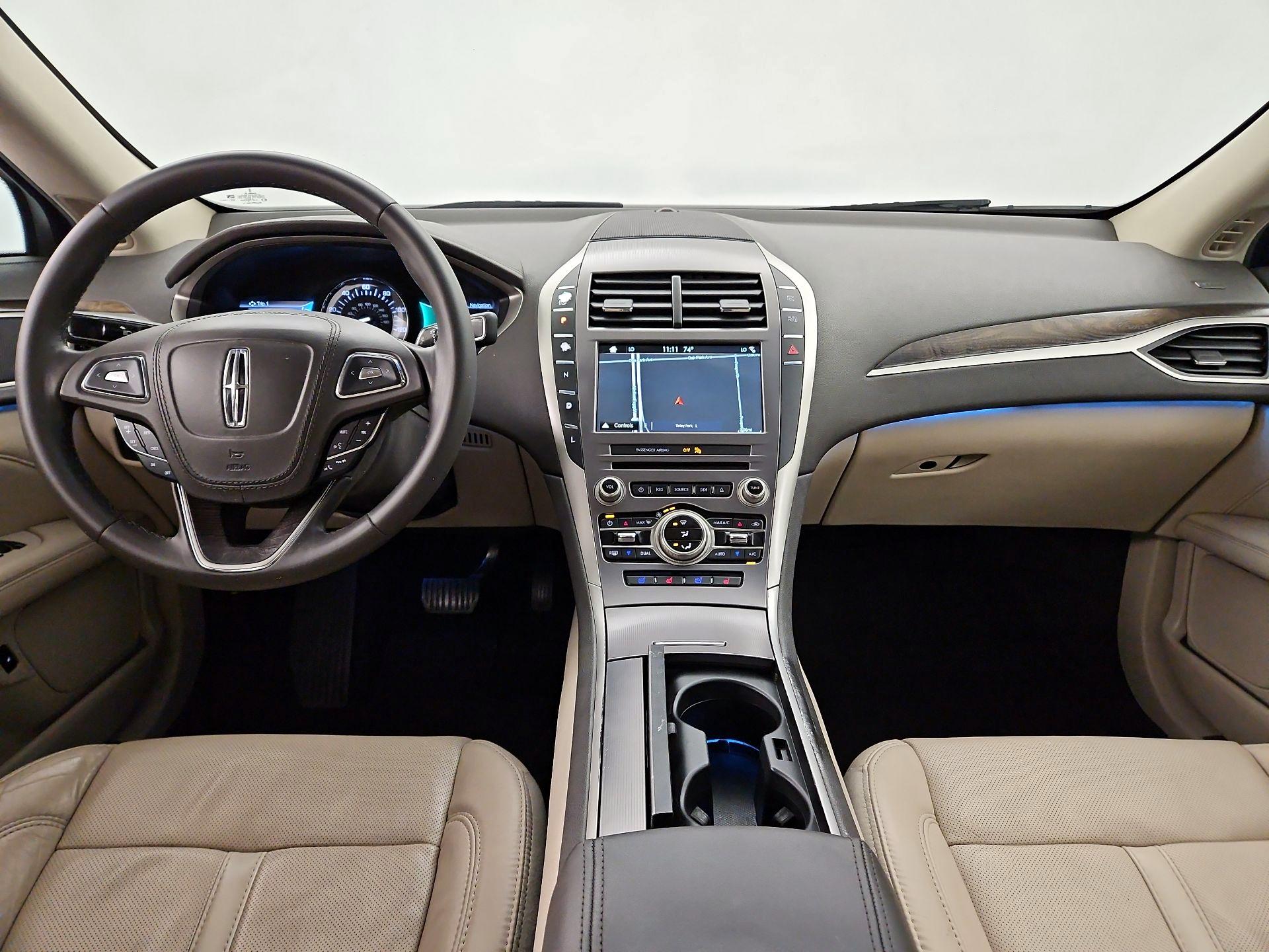 Thumbnail: 2017 Lincoln MKZ - 9