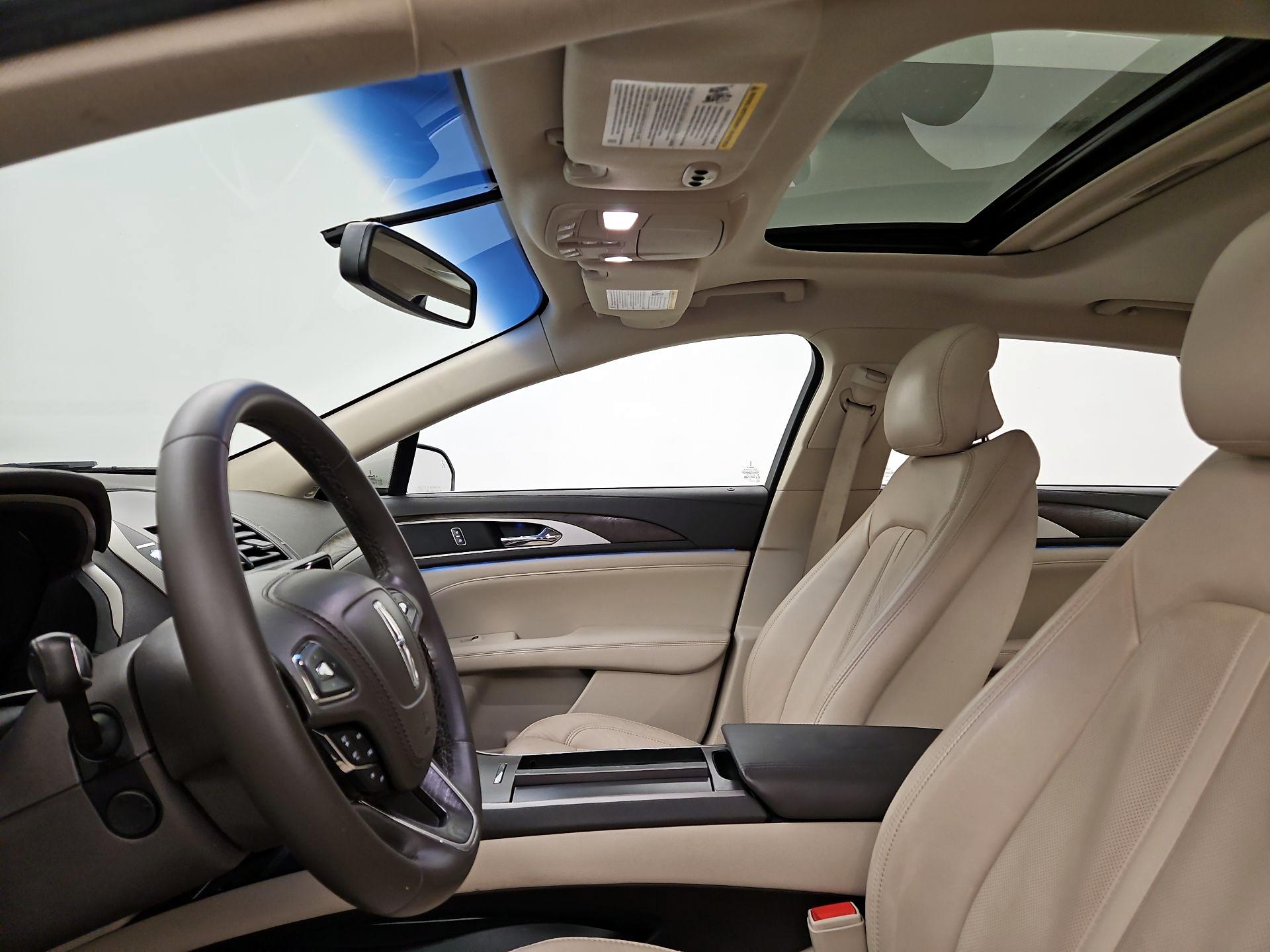 Thumbnail: 2017 Lincoln MKZ - 20