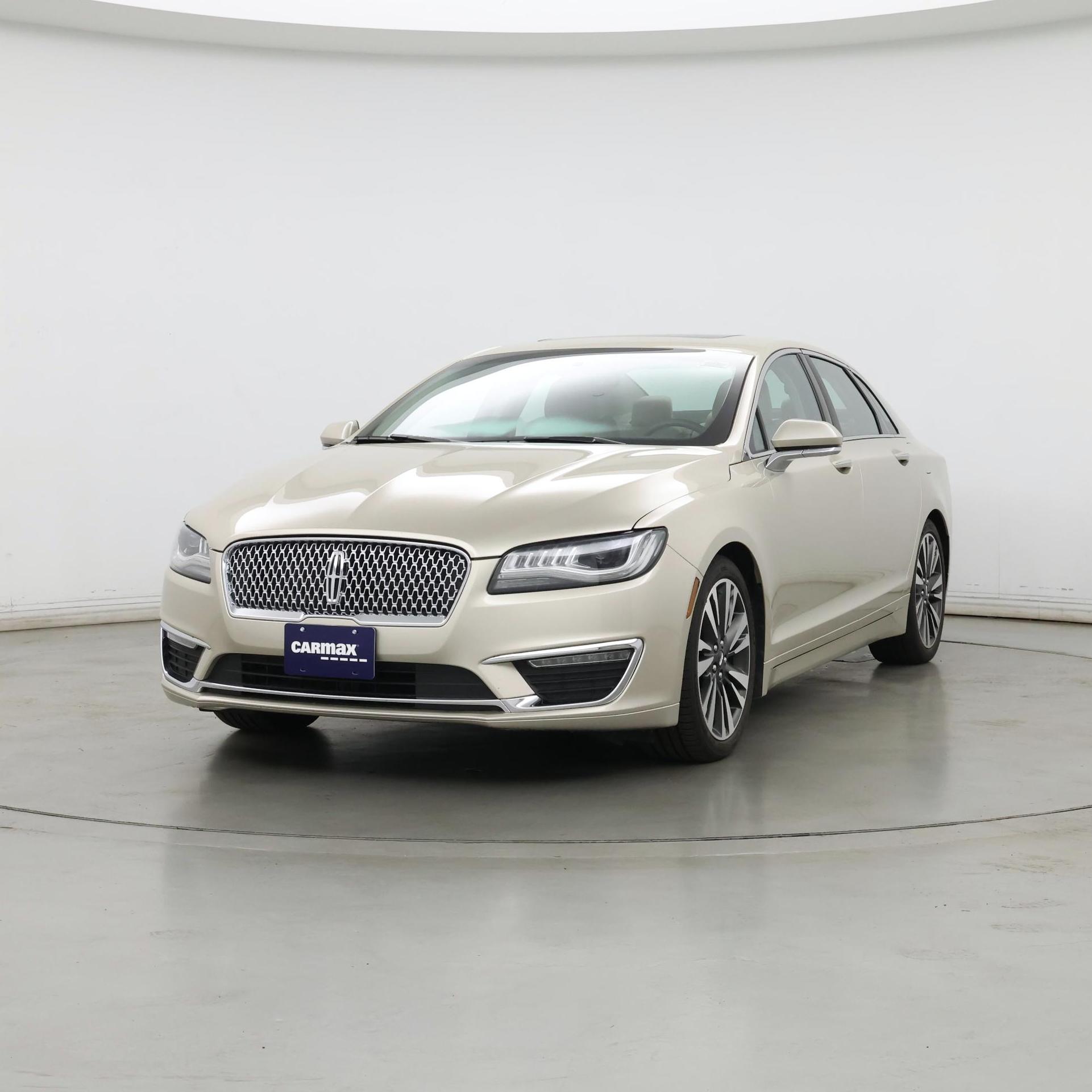 Thumbnail: 2017 Lincoln MKZ - 4