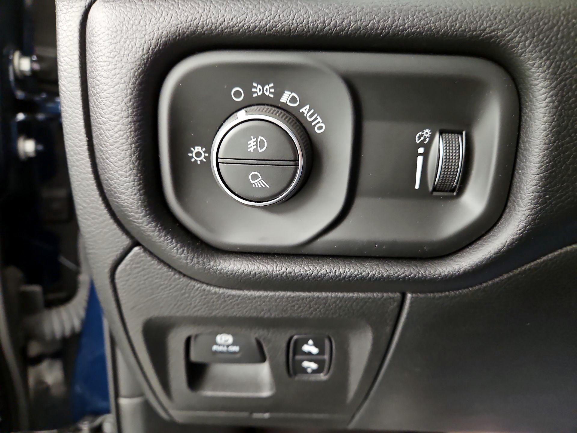 Thumbnail: 2022 RAM 1500 - 13