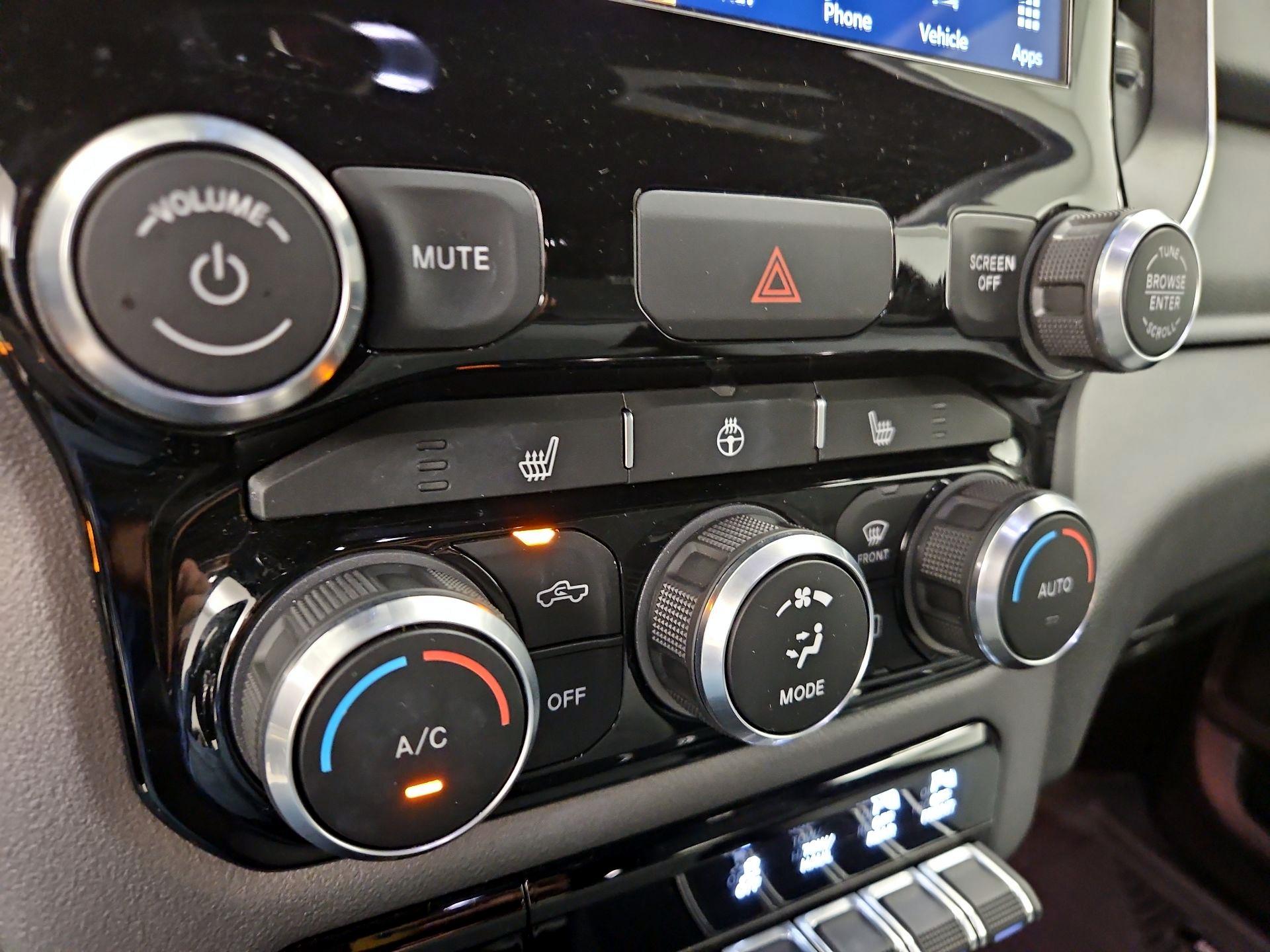 Thumbnail: 2022 RAM 1500 - 17