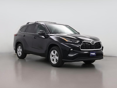 Black 2024 Toyota Highlander LE