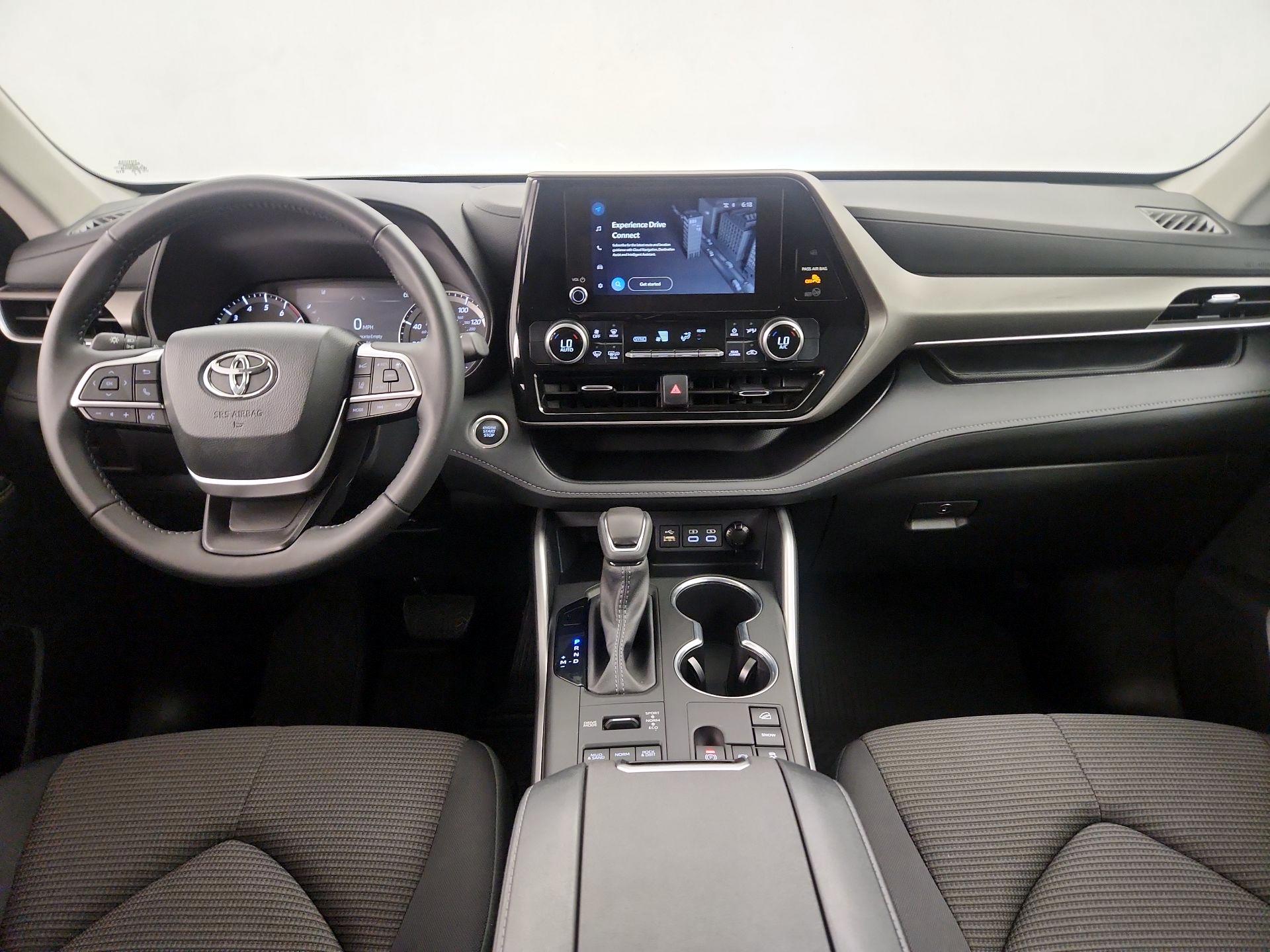 Thumbnail: 2024 Toyota Highlander - 9
