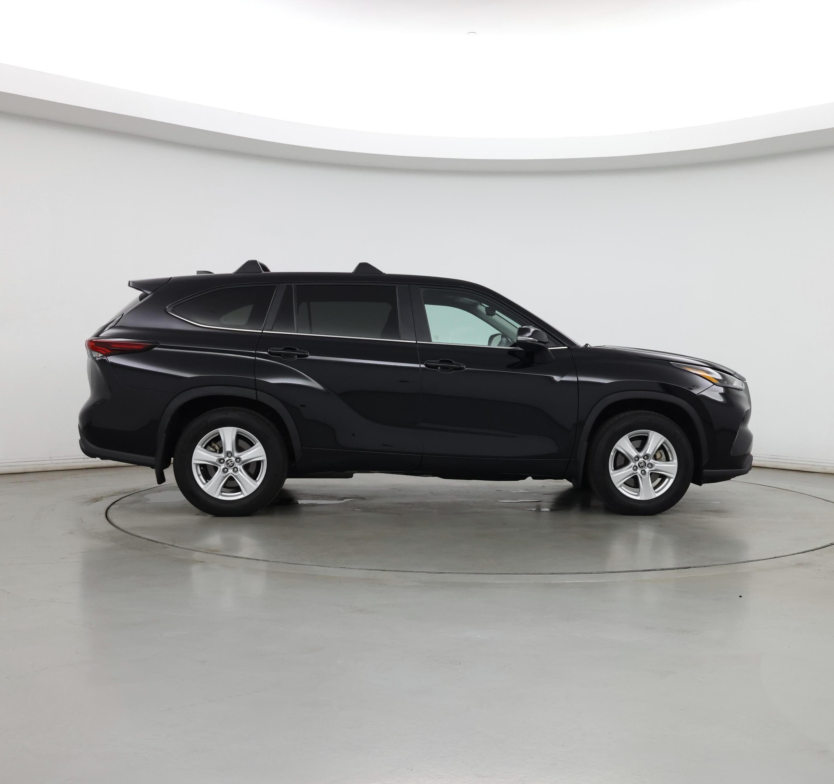 Thumbnail: 2024 Toyota Highlander - 7