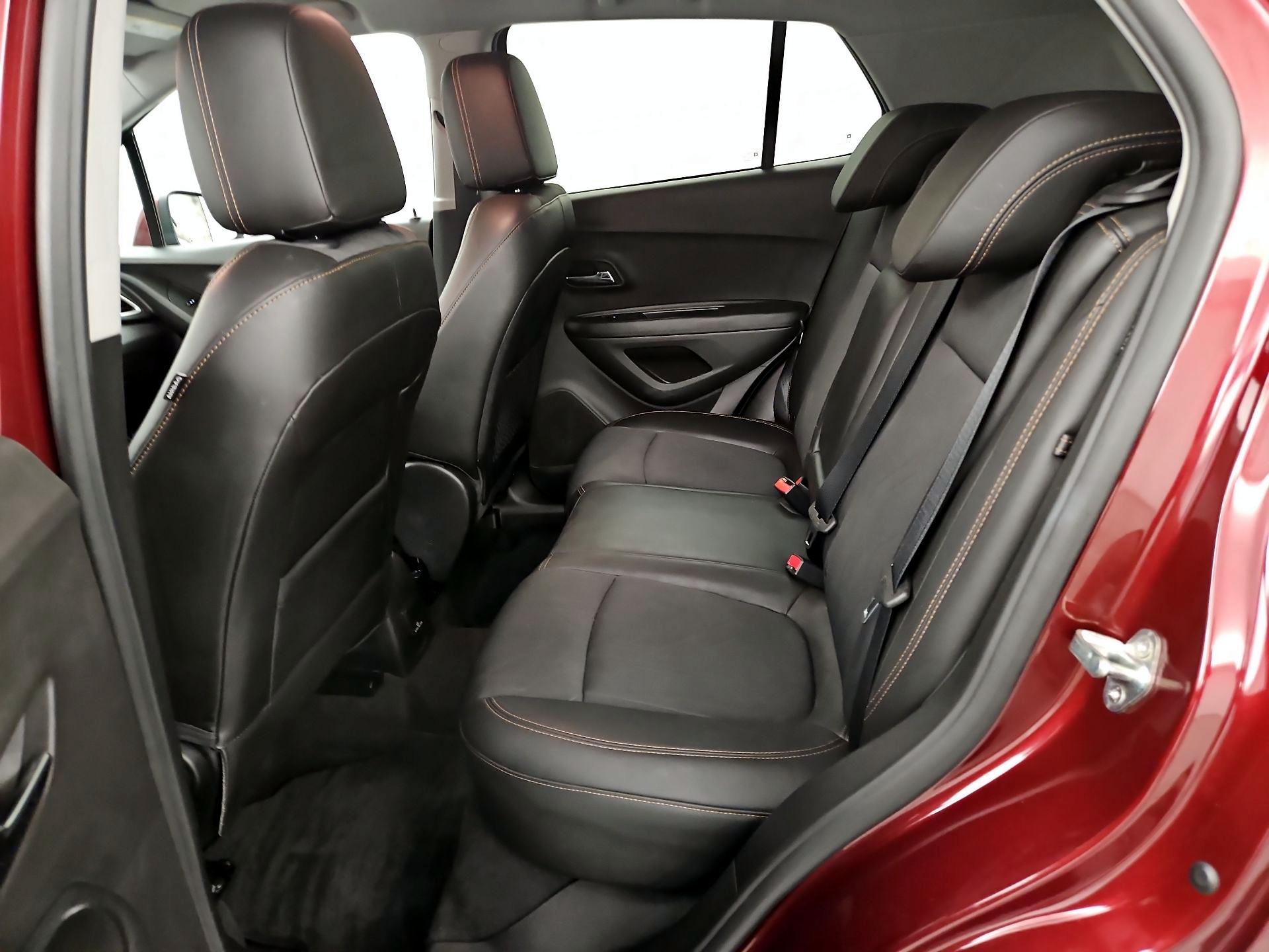 Thumbnail: 2017 Chevrolet Trax - 19