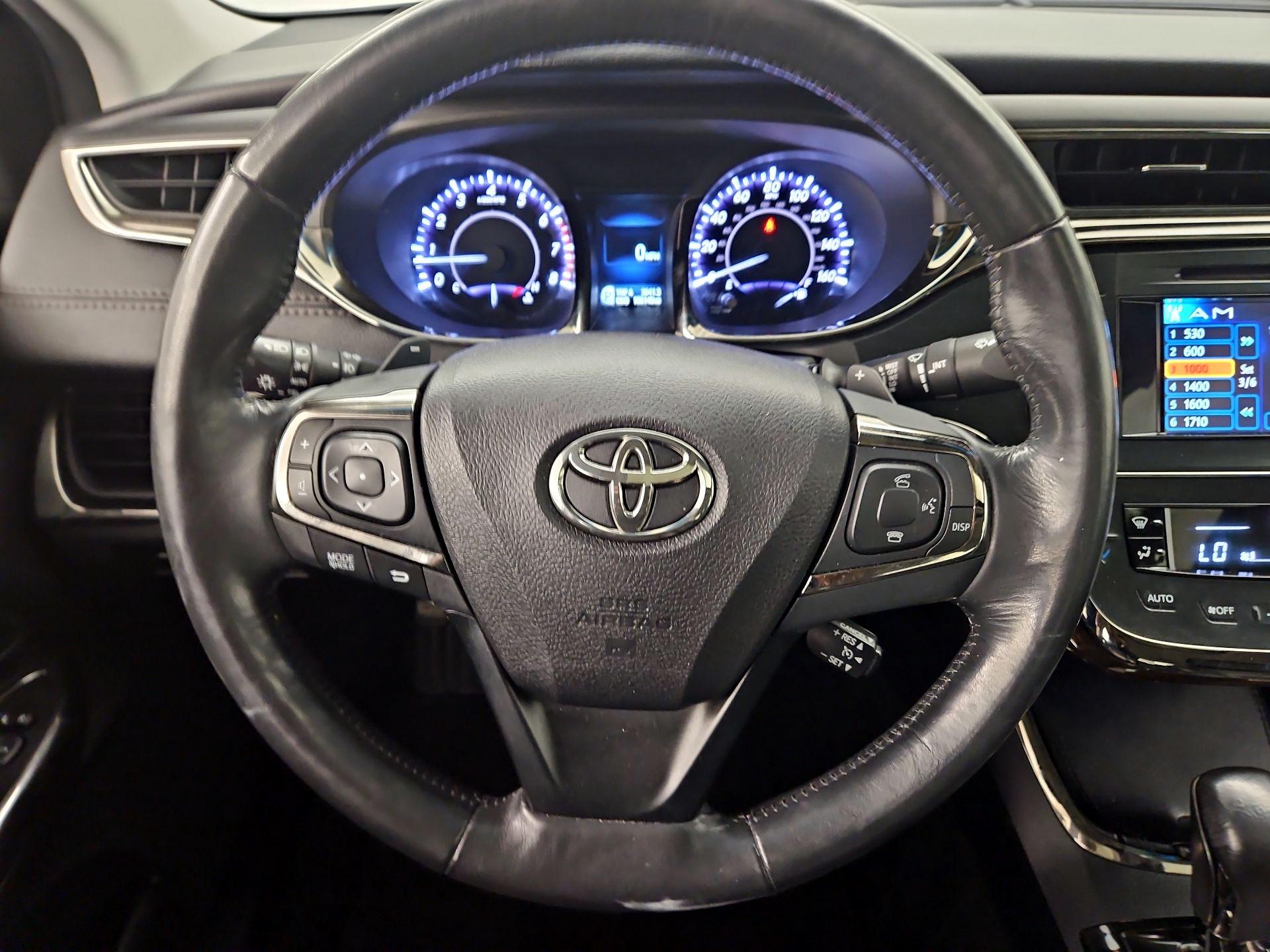 Thumbnail: 2014 Toyota Avalon - 10