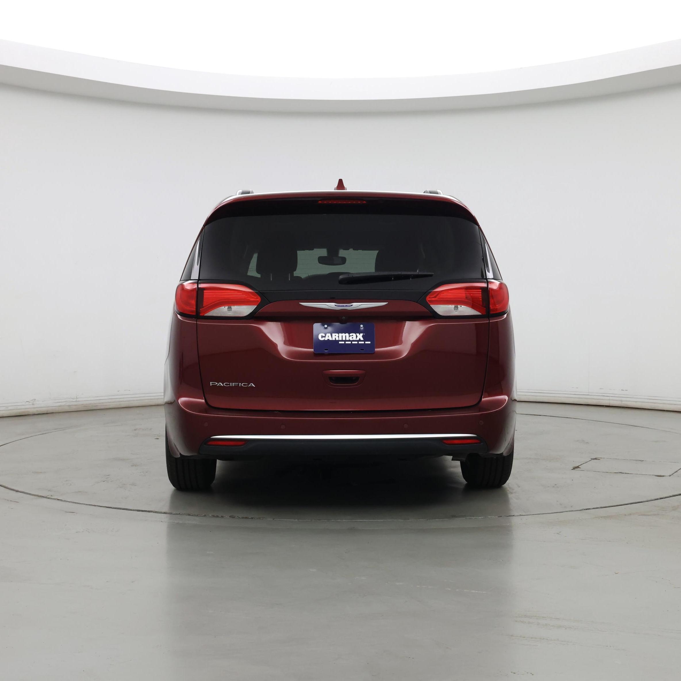 Thumbnail: 2018 Chrysler Pacifica - 6