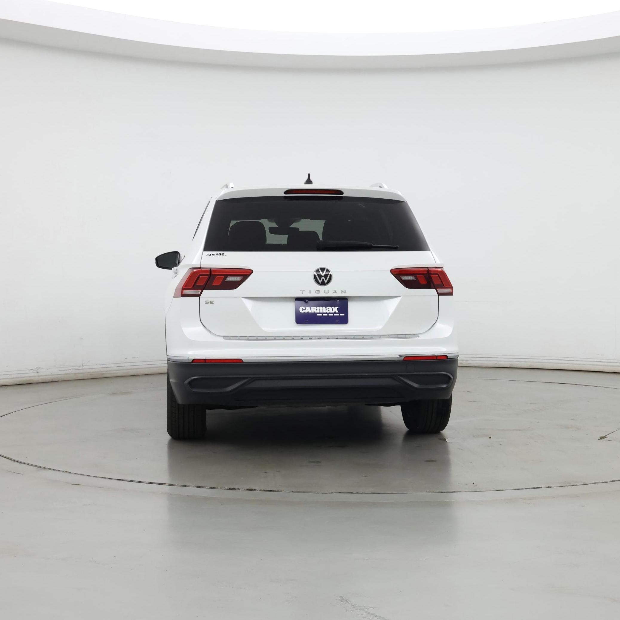 Thumbnail: 2023 Volkswagen Tiguan - 6