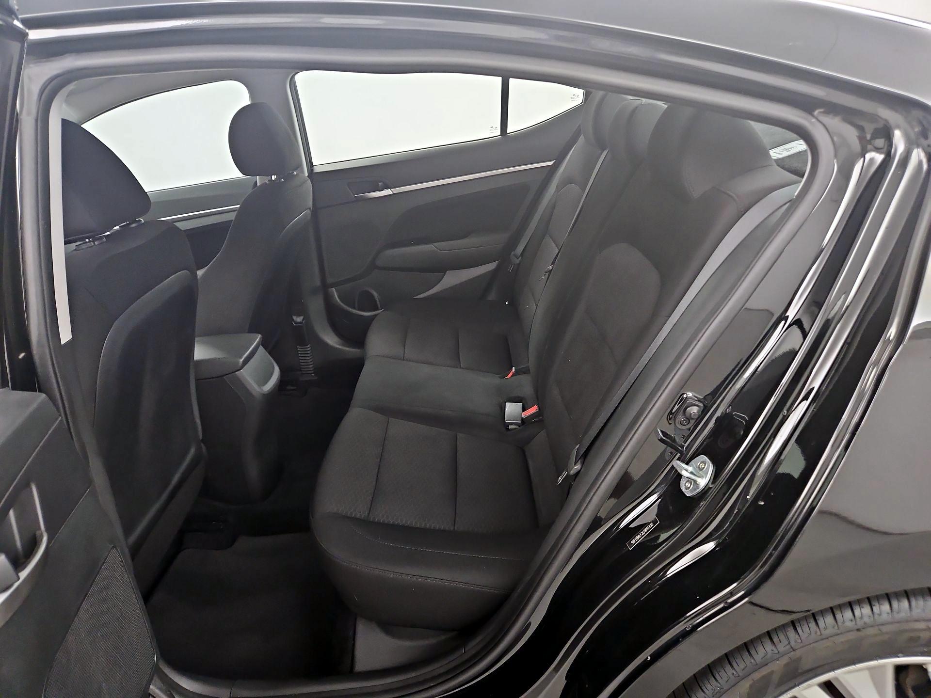 Thumbnail: 2020 Hyundai Elantra - 19